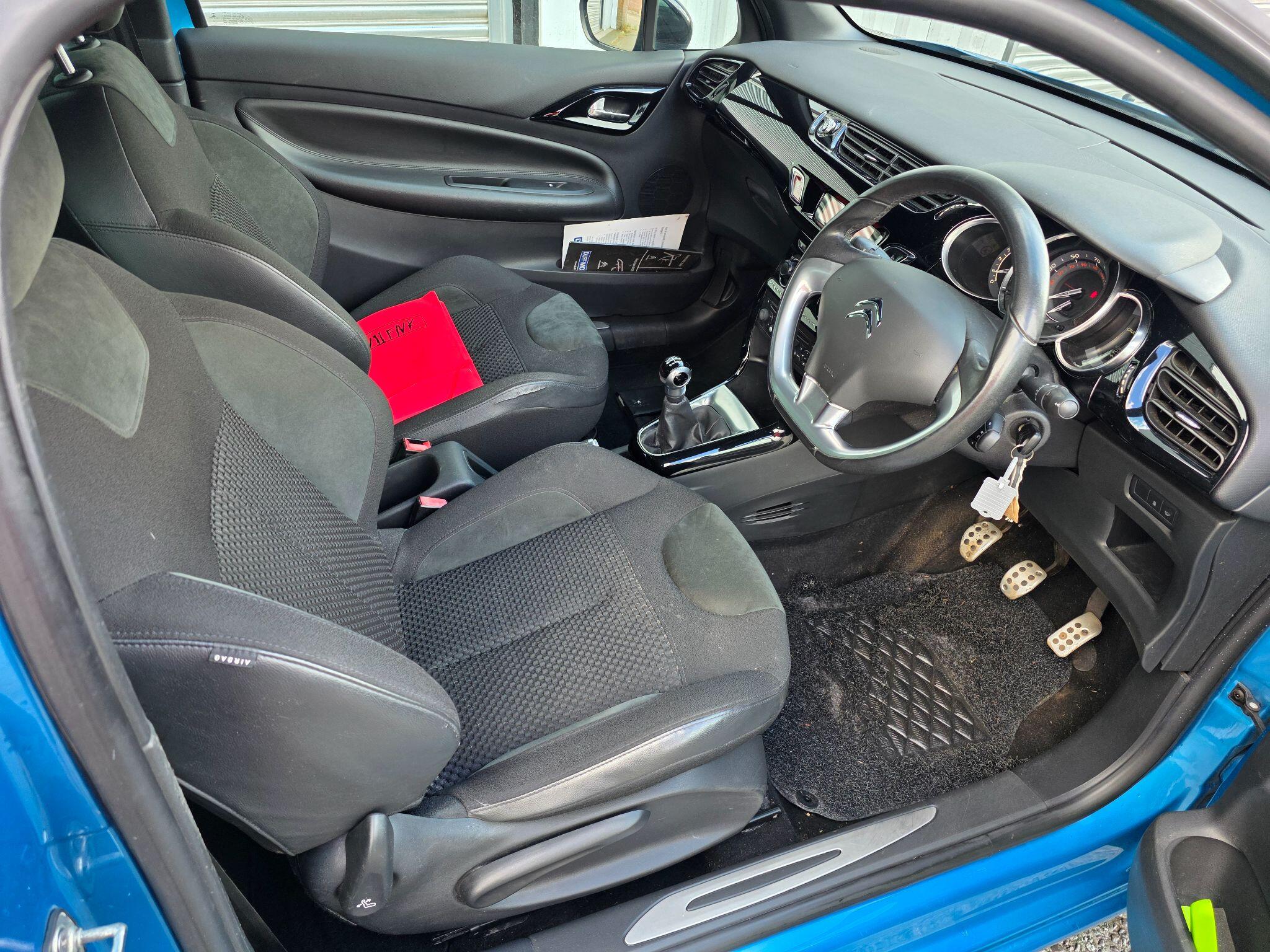 Citroen DS3 view 12