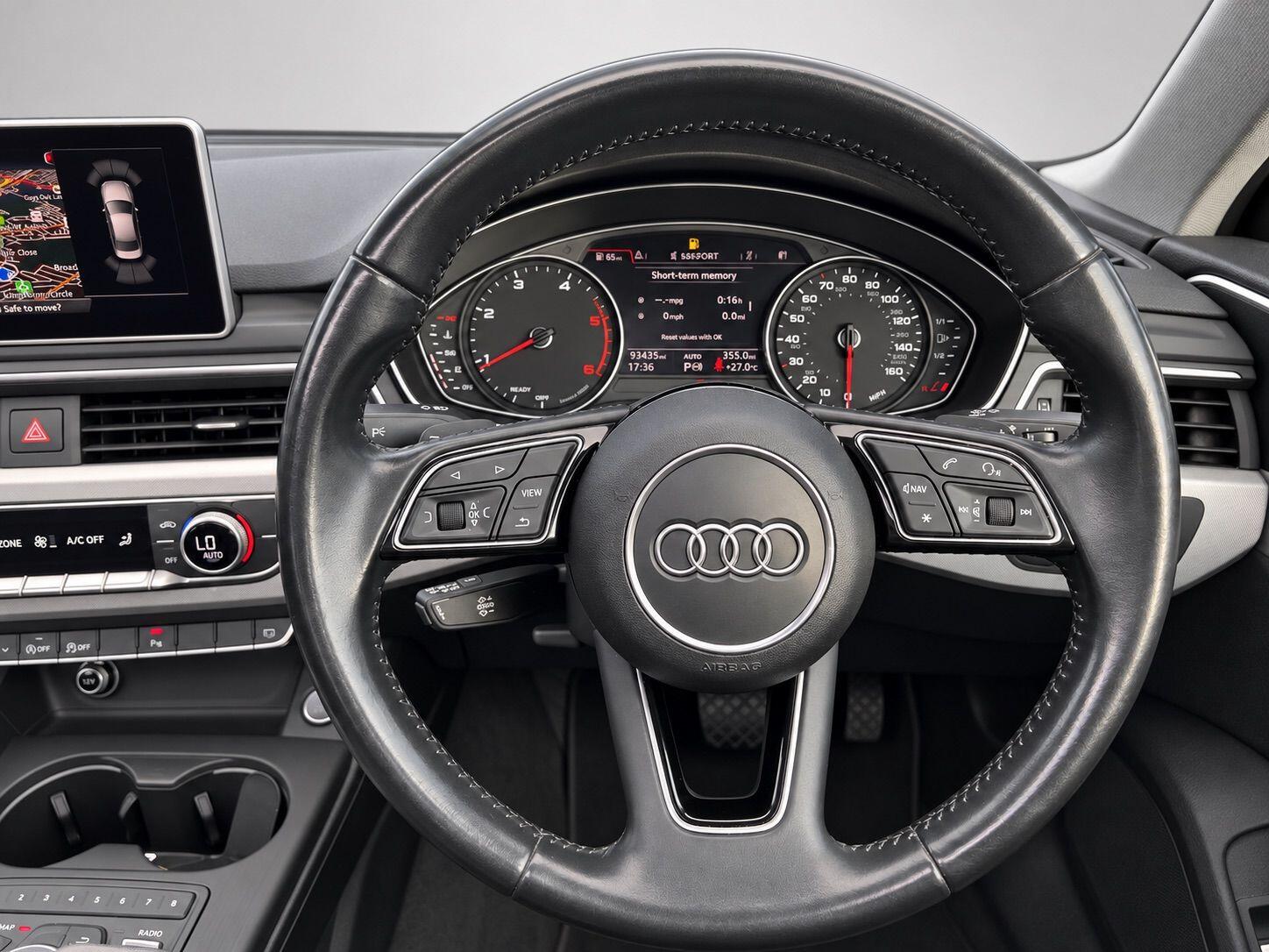 Audi A4 view 25