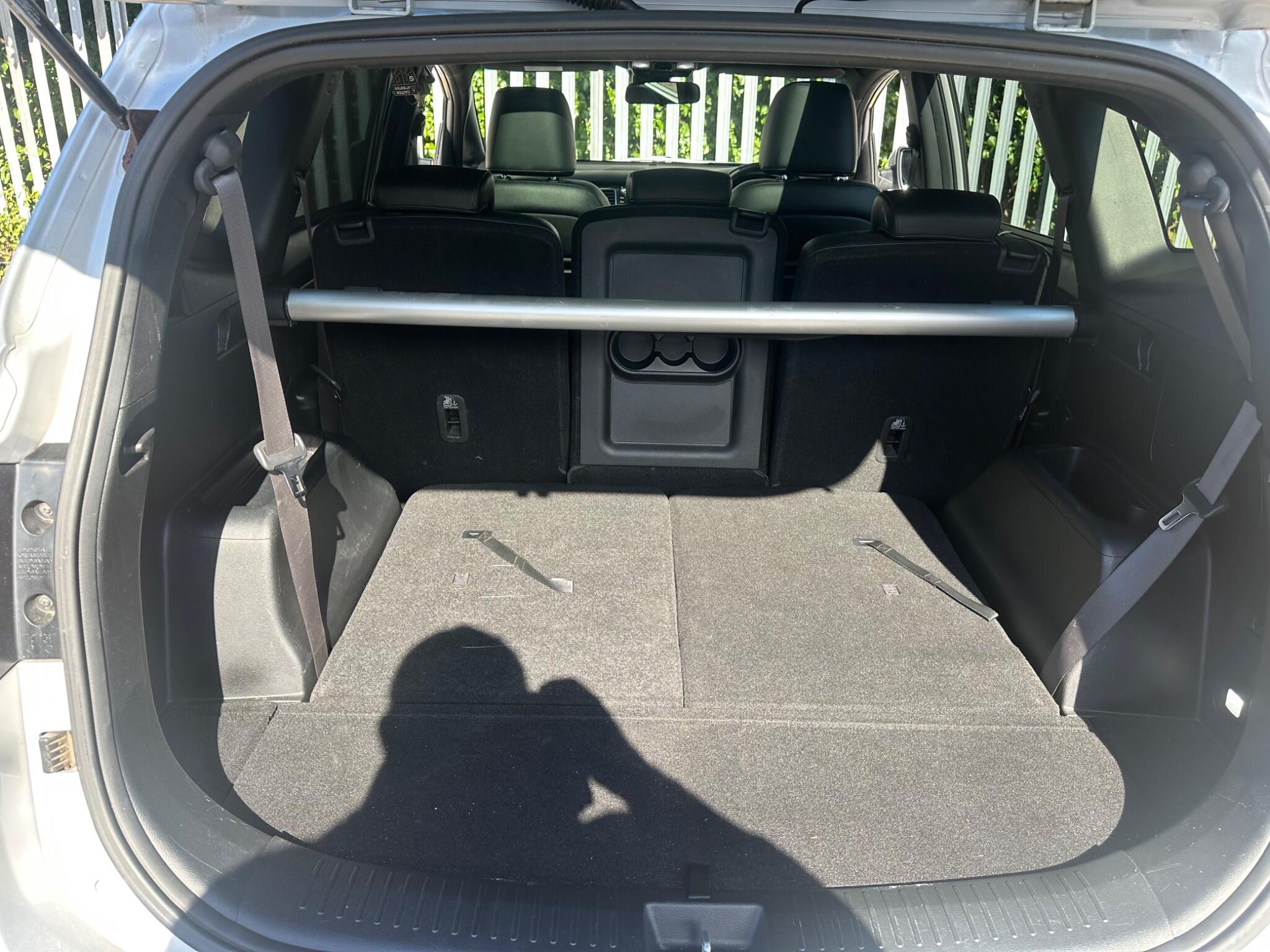 Kia Carens view 7