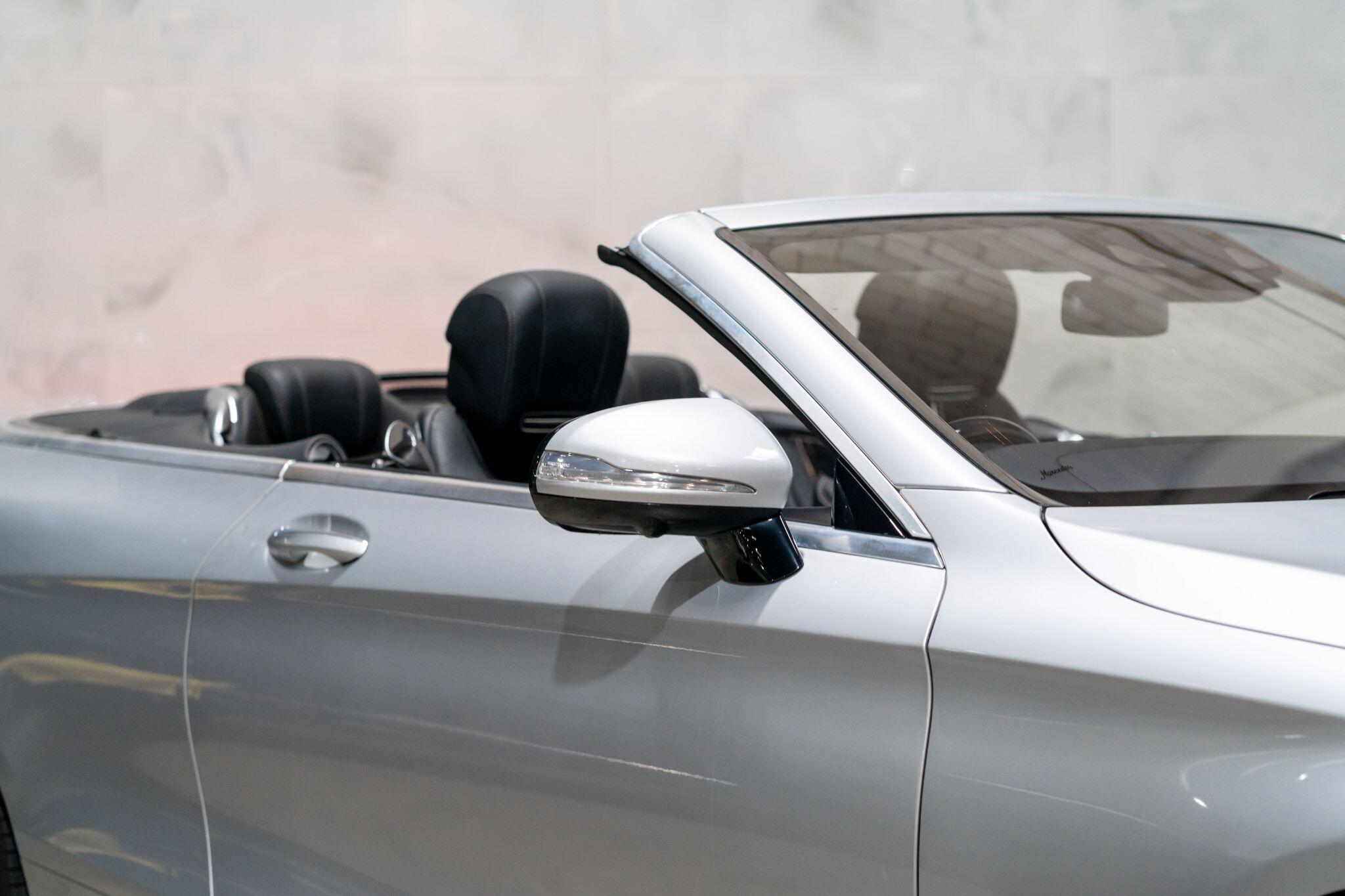Mercedes-Benz S-Class view 42