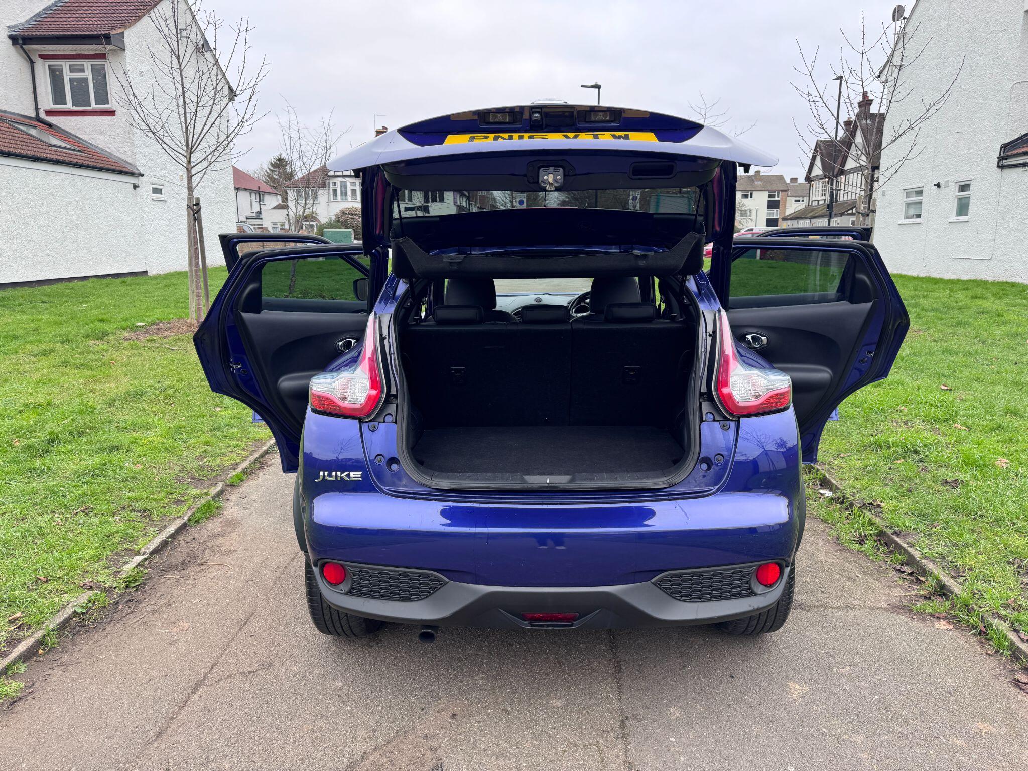 2016 Nissan Juke image 28