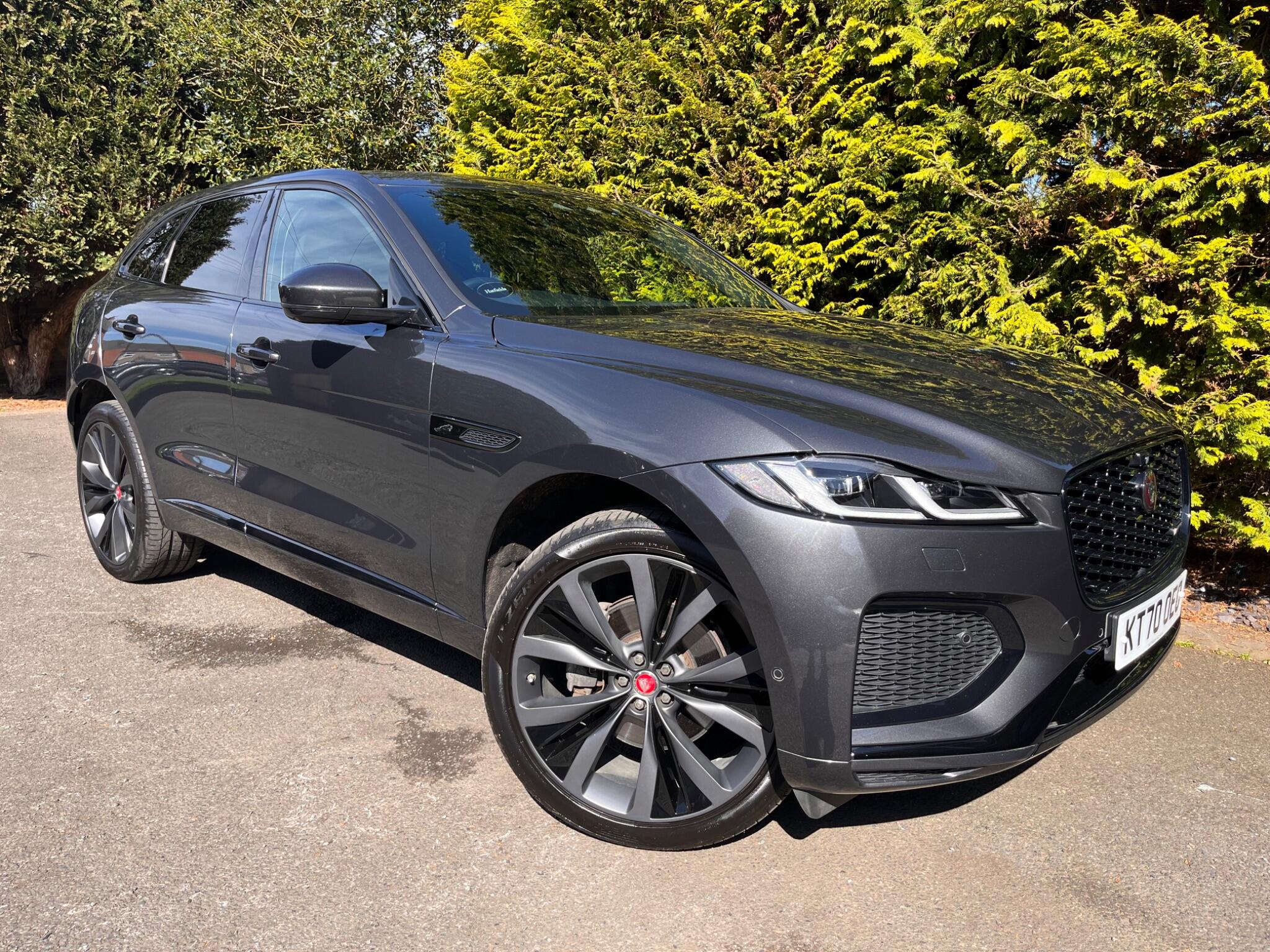 Jaguar F-Pace view 21