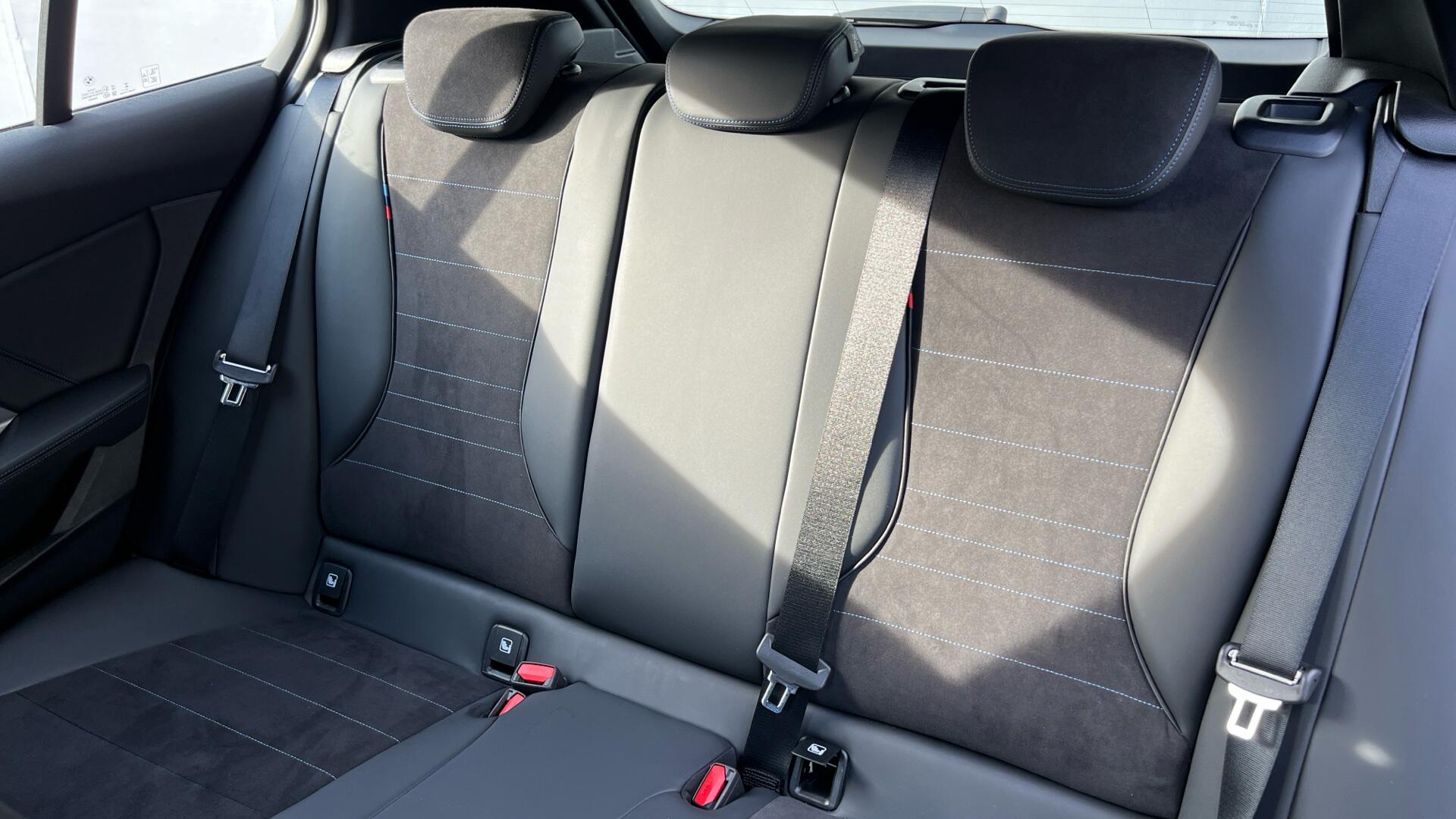 BMW 1 Series view 13