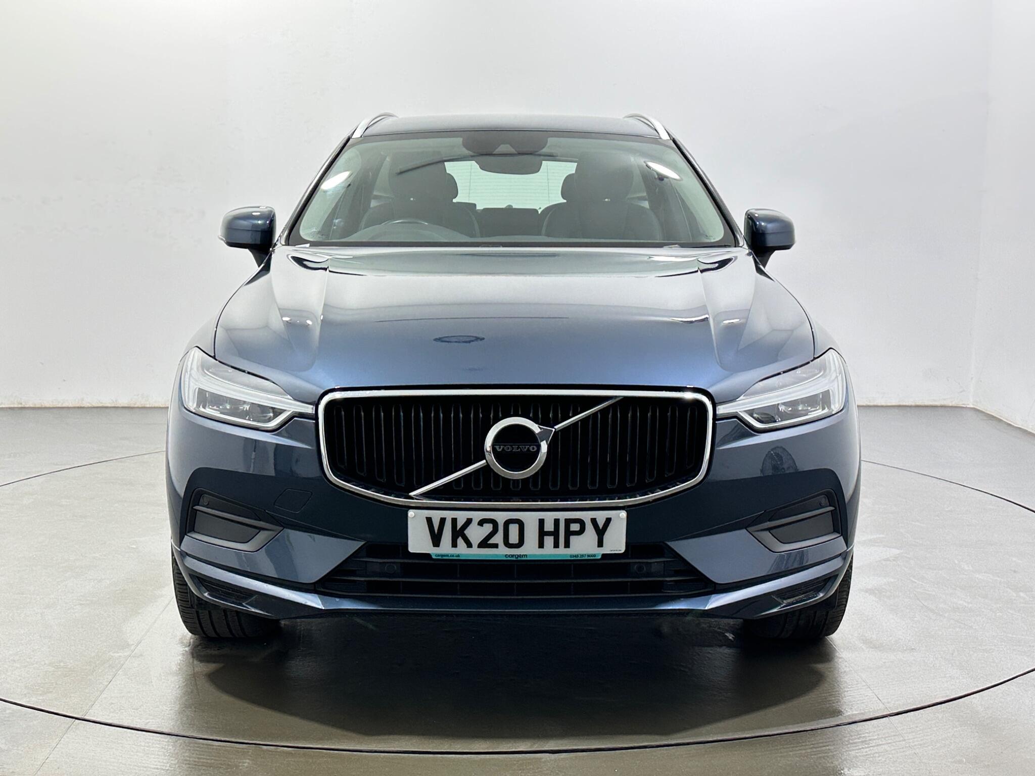 Volvo XC60 view 3