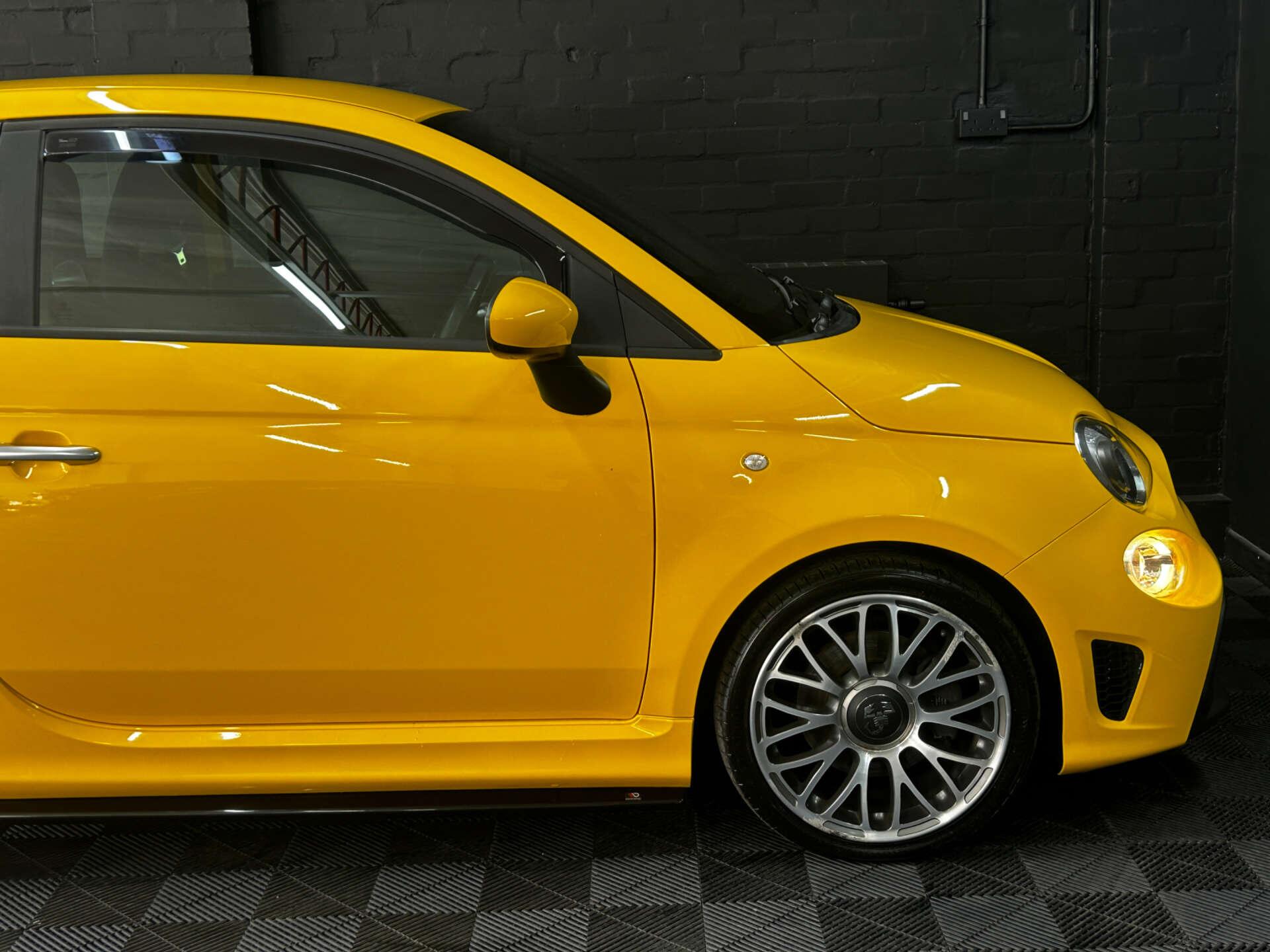 Abarth 595 view 17