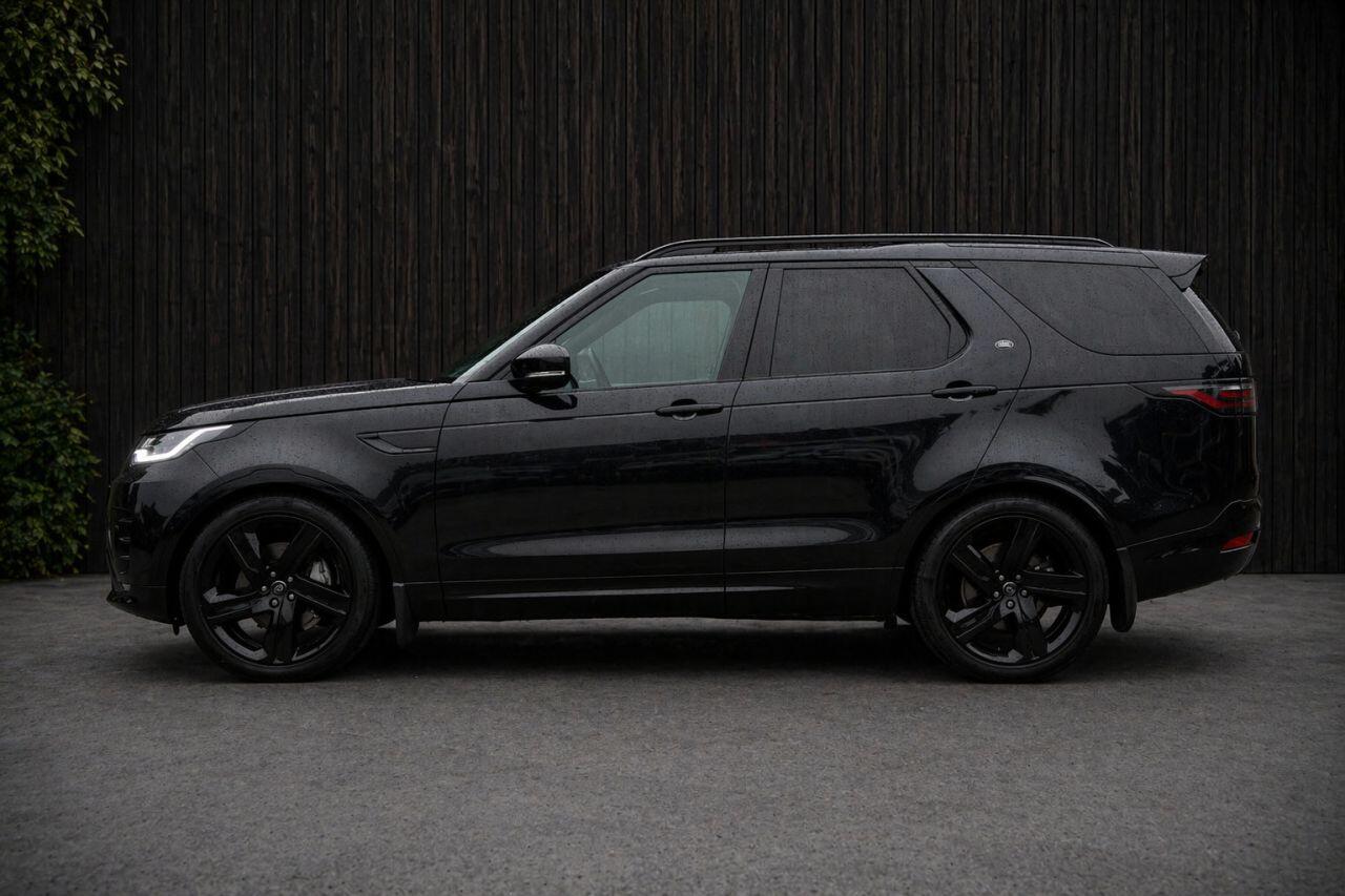 Land Rover Discovery view 11