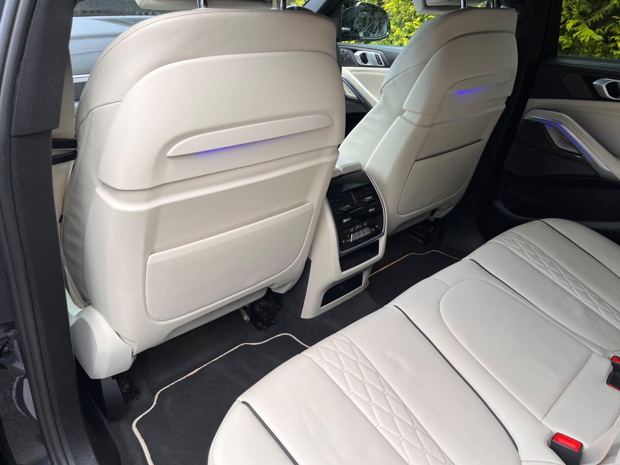 BMW X6 view 53