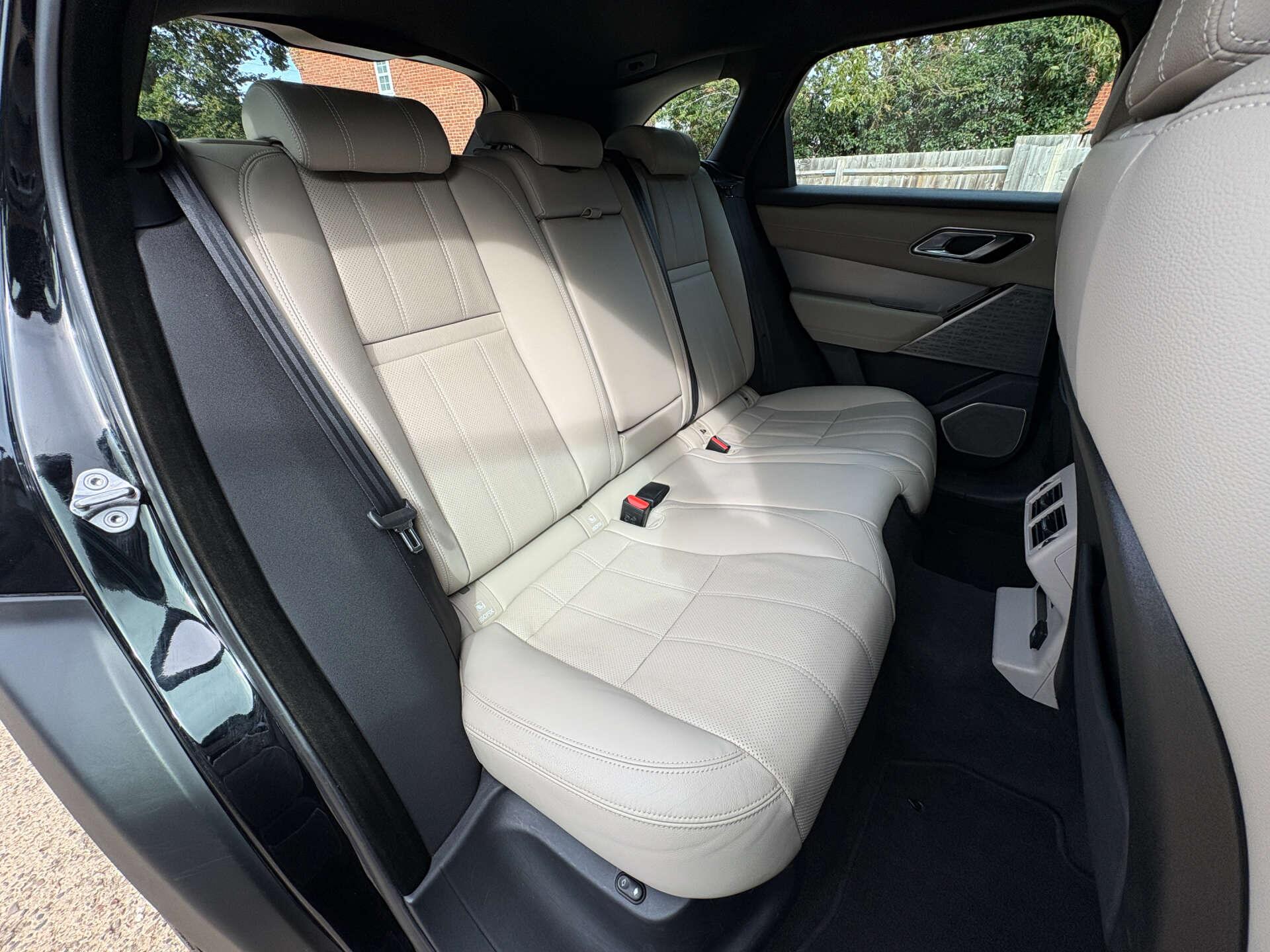 Land Rover Range Rover Velar view 42