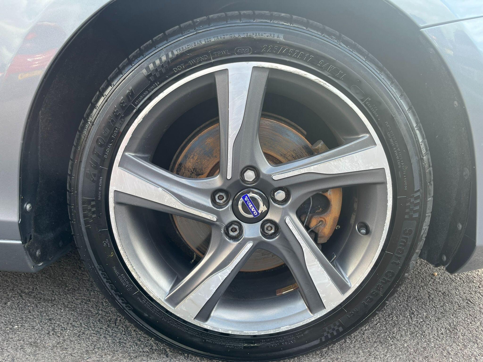 Volvo V40 view 36