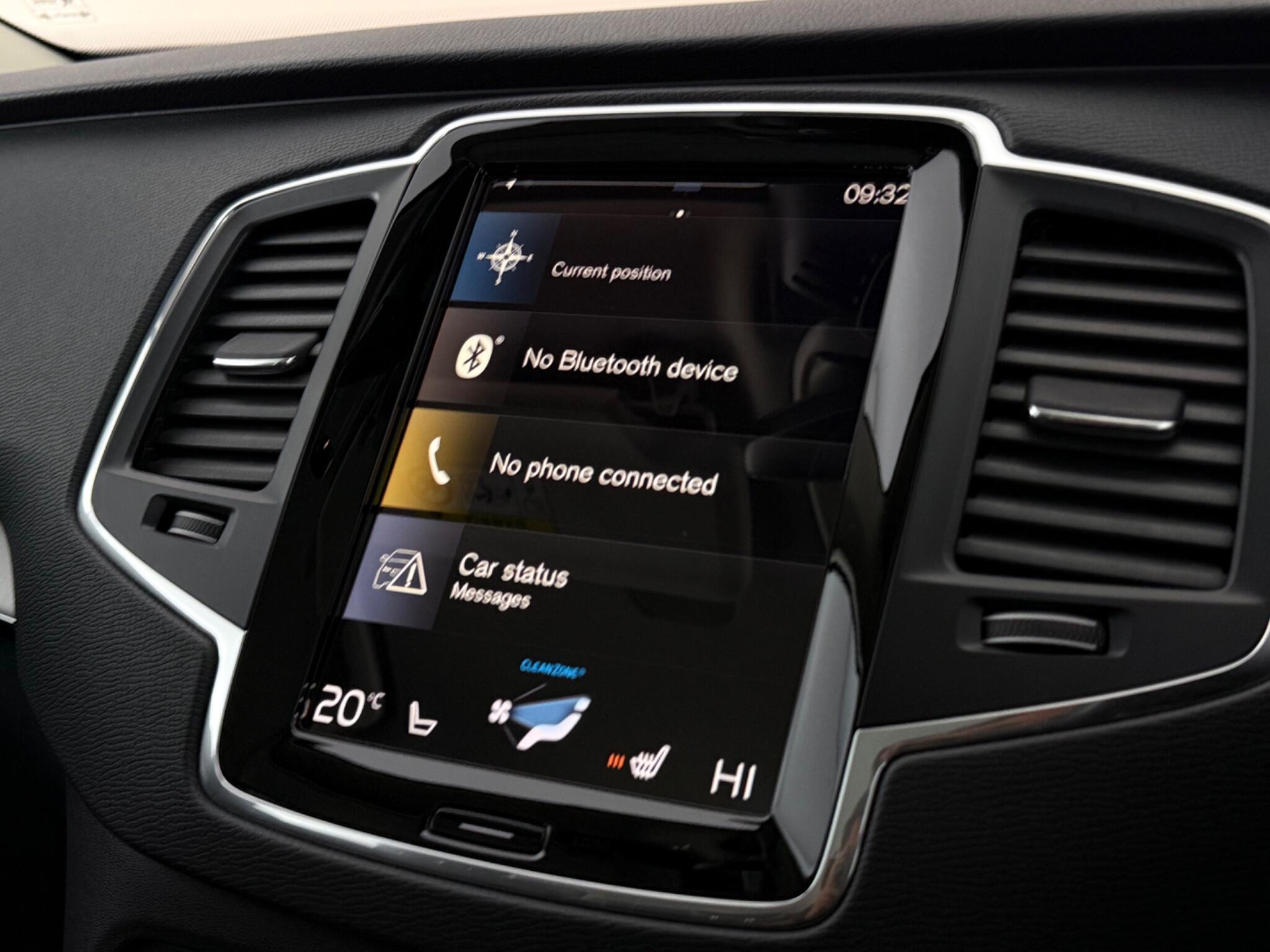 Volvo XC90 view 29
