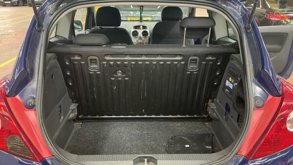 Vauxhall Corsa view 9