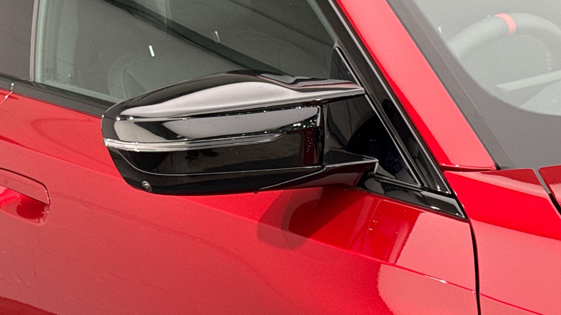 BMW 2 Series view 35