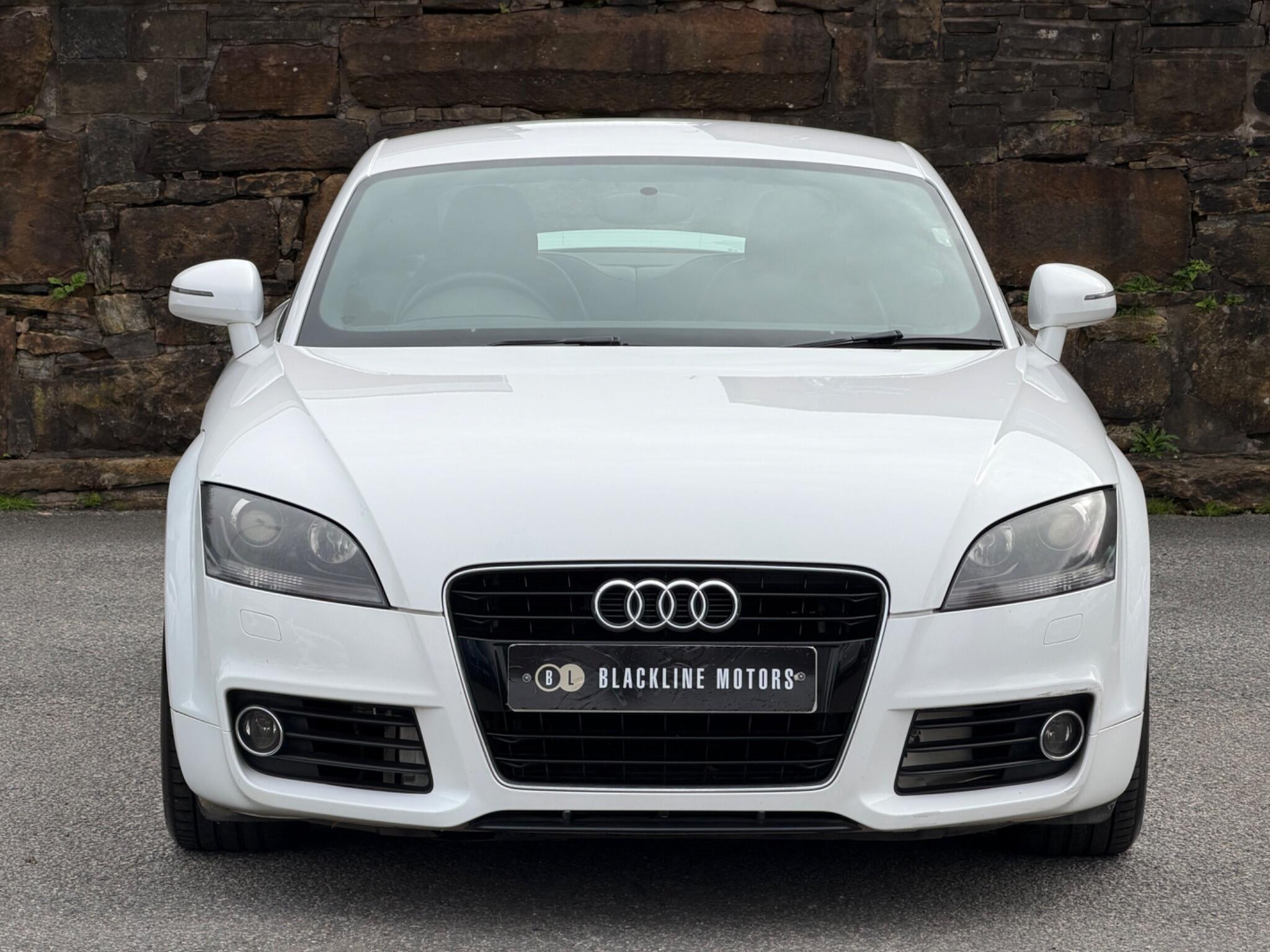Audi TT view 2