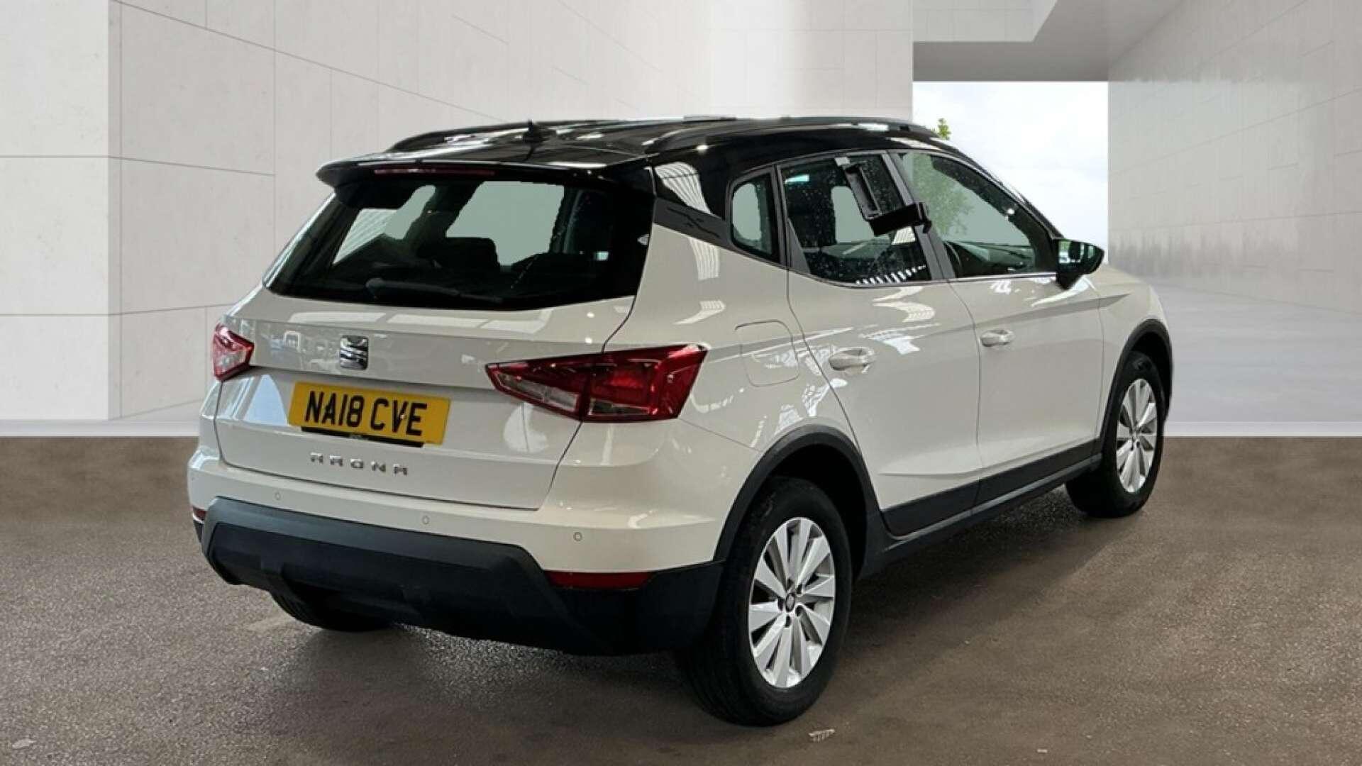 SEAT Arona view 2