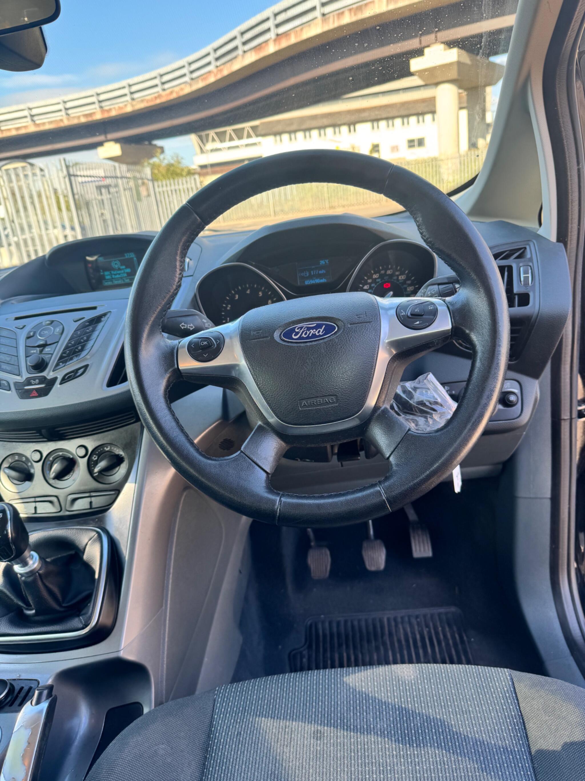 Ford C-Max view 43