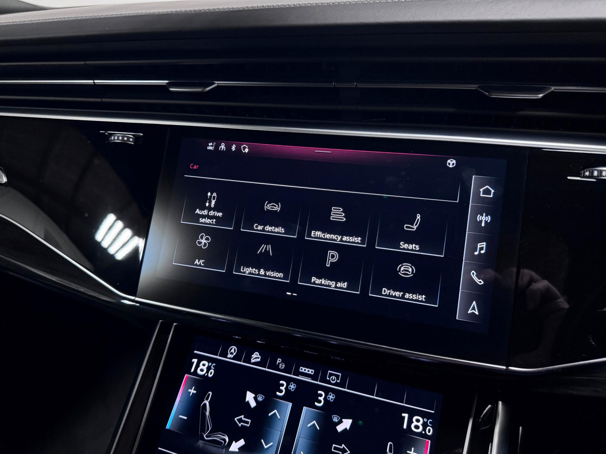 Audi SQ8 view 46