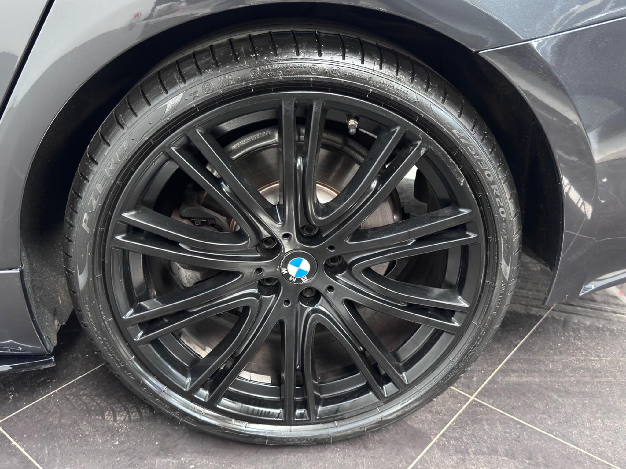 BMW 5 Series view 63