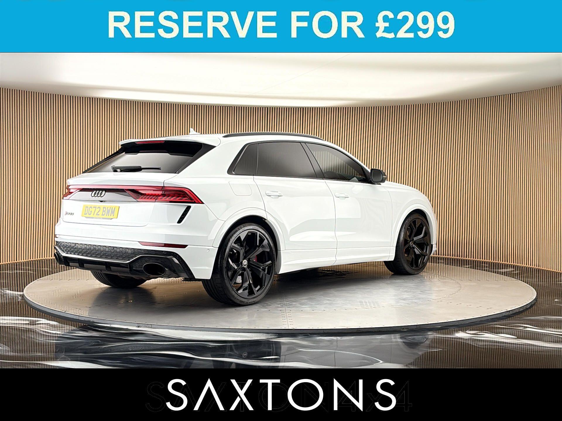Audi RS Q8 view 29