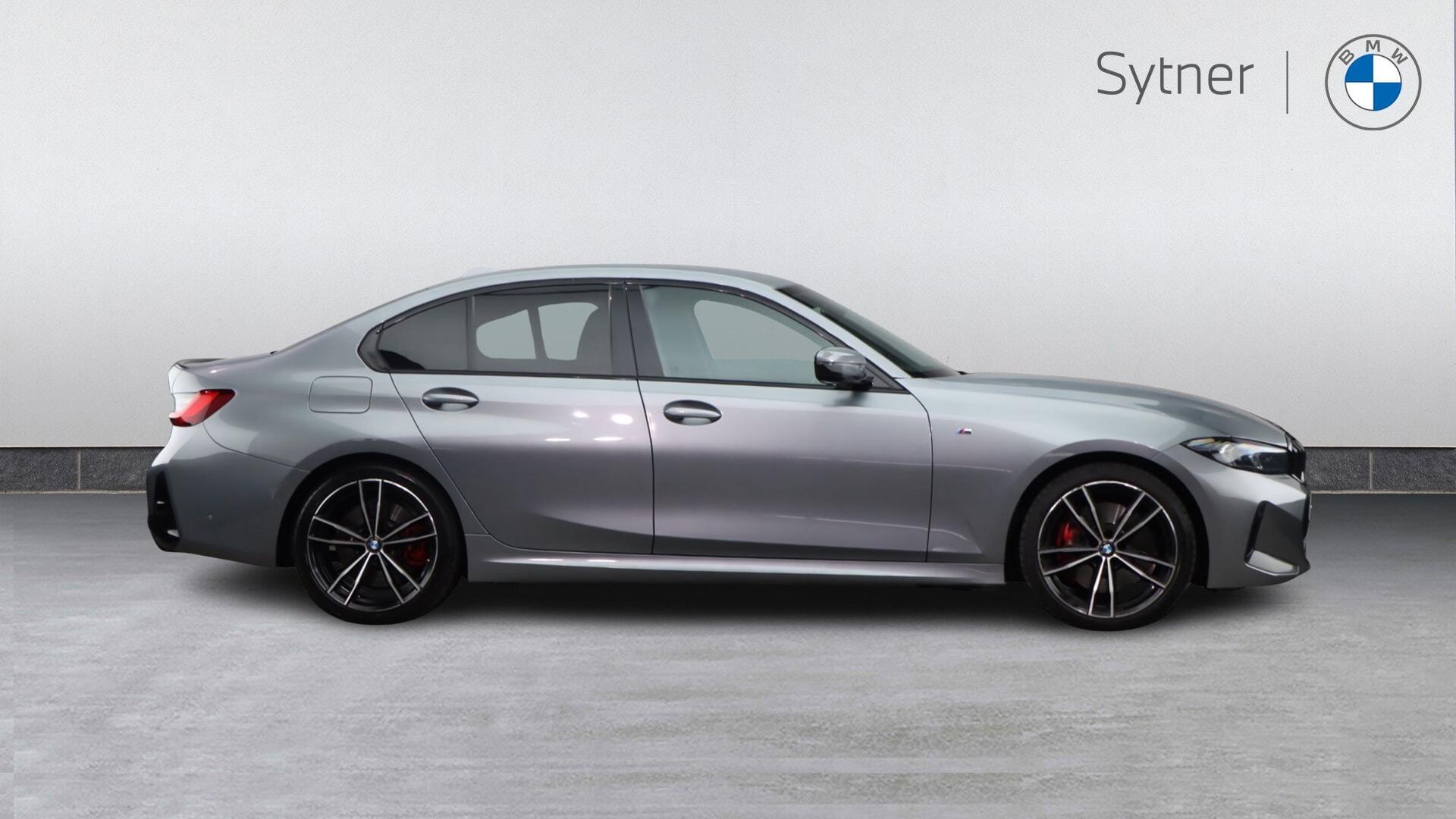 BMW 3 Series view 3