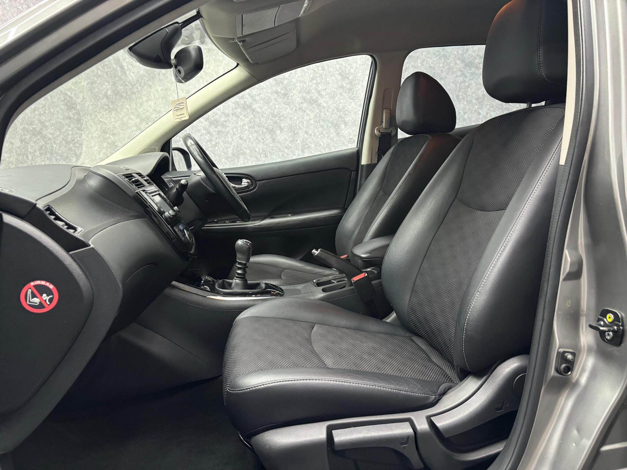 Nissan Pulsar view 21