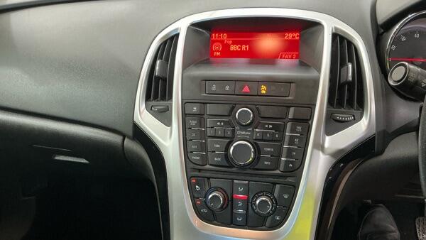 Vauxhall Astra view 12