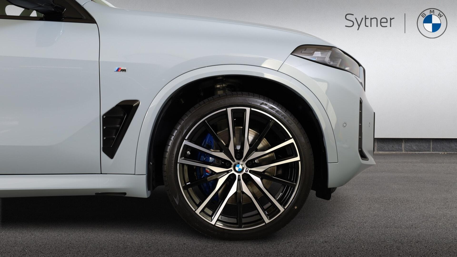 BMW X5 view 14