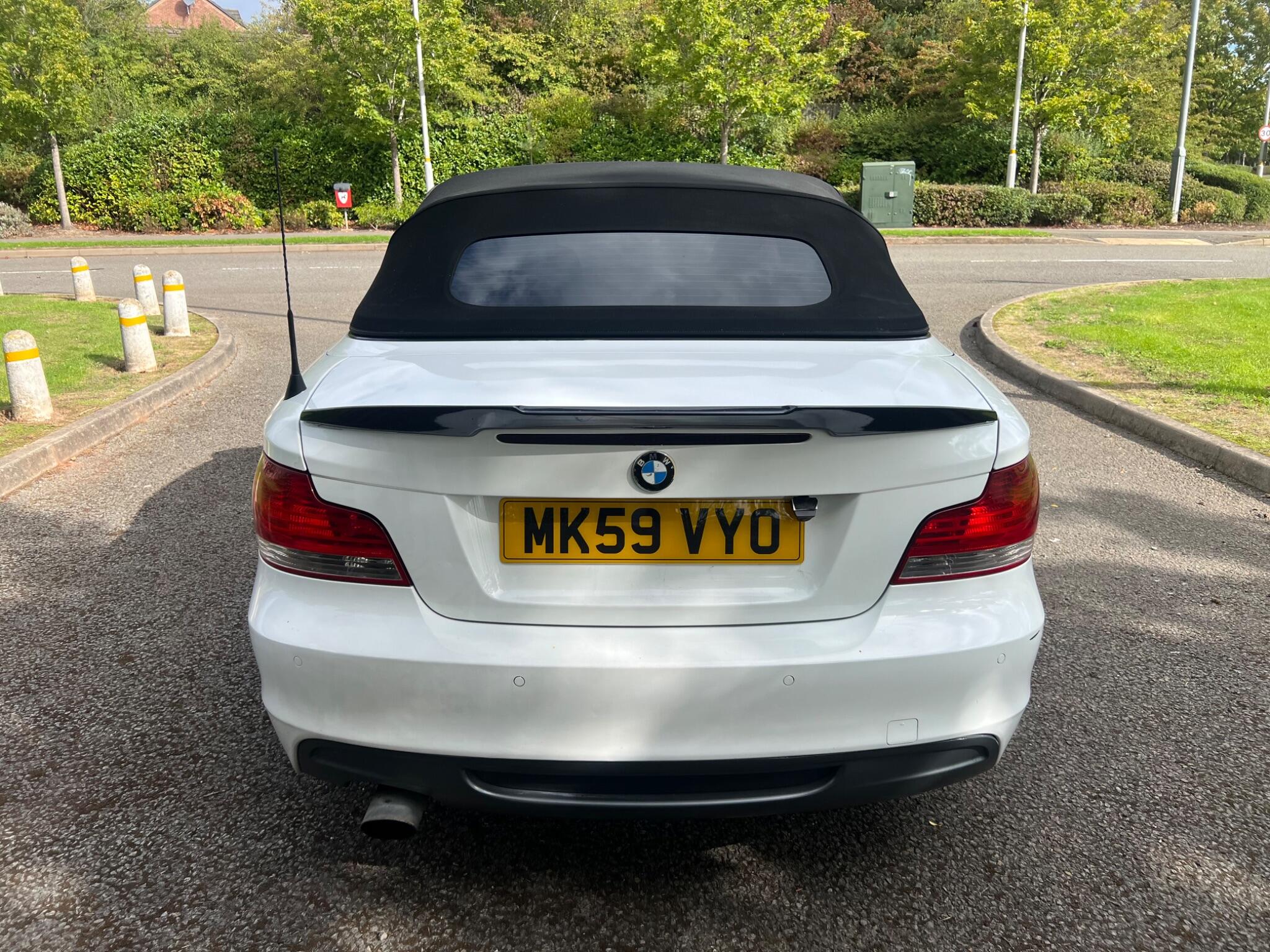 BMW 1 Series view 10