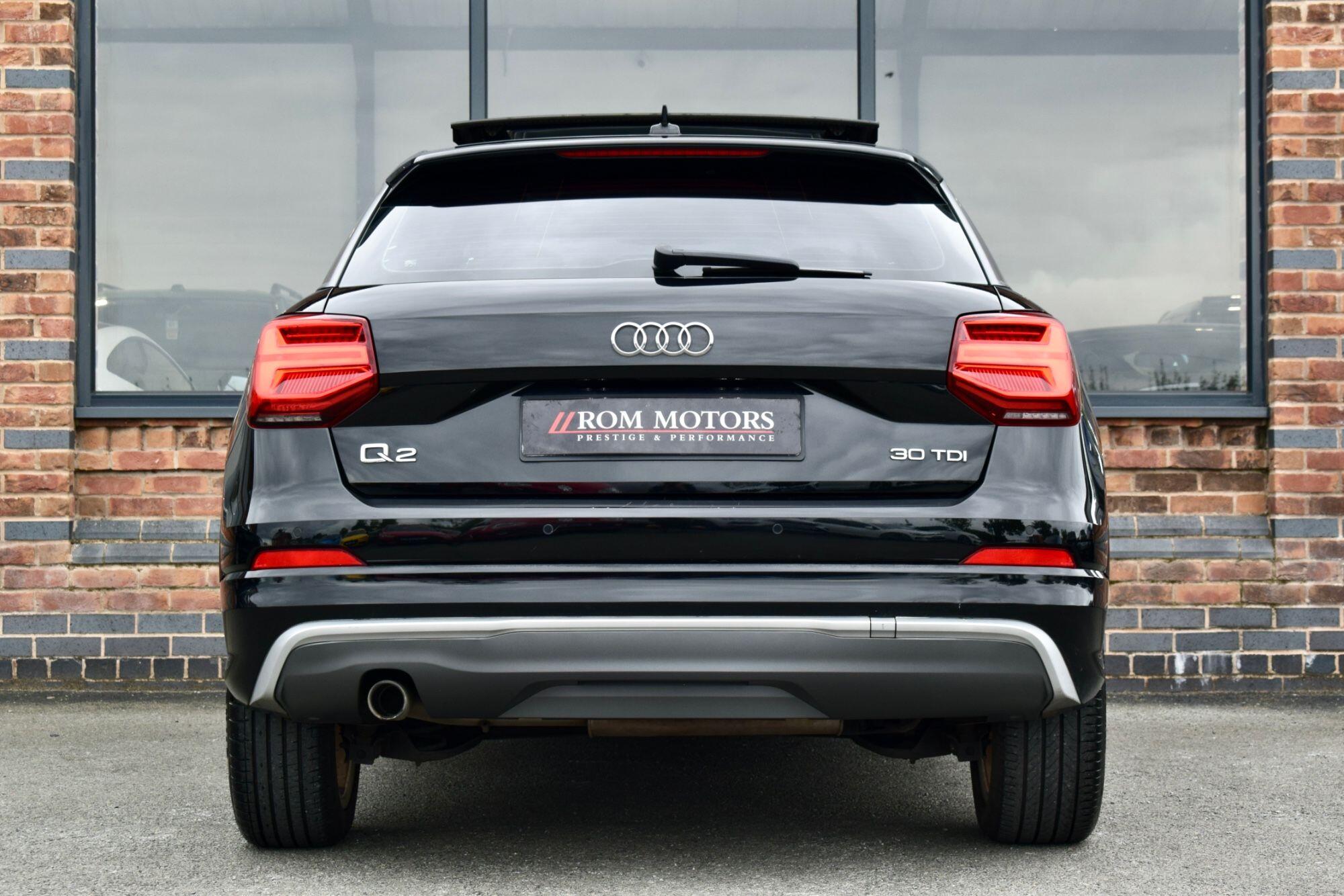 Audi Q2 view 43