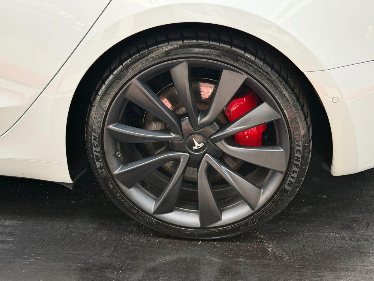Tesla Model 3 view 37