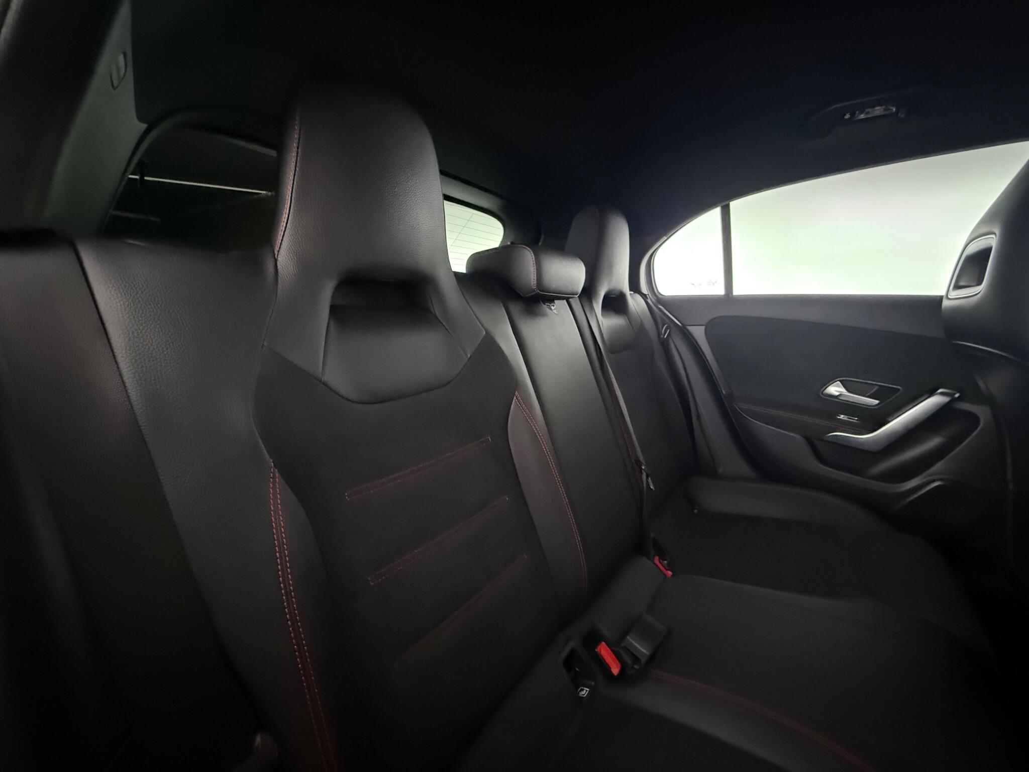 Mercedes-Benz A-Class view 31