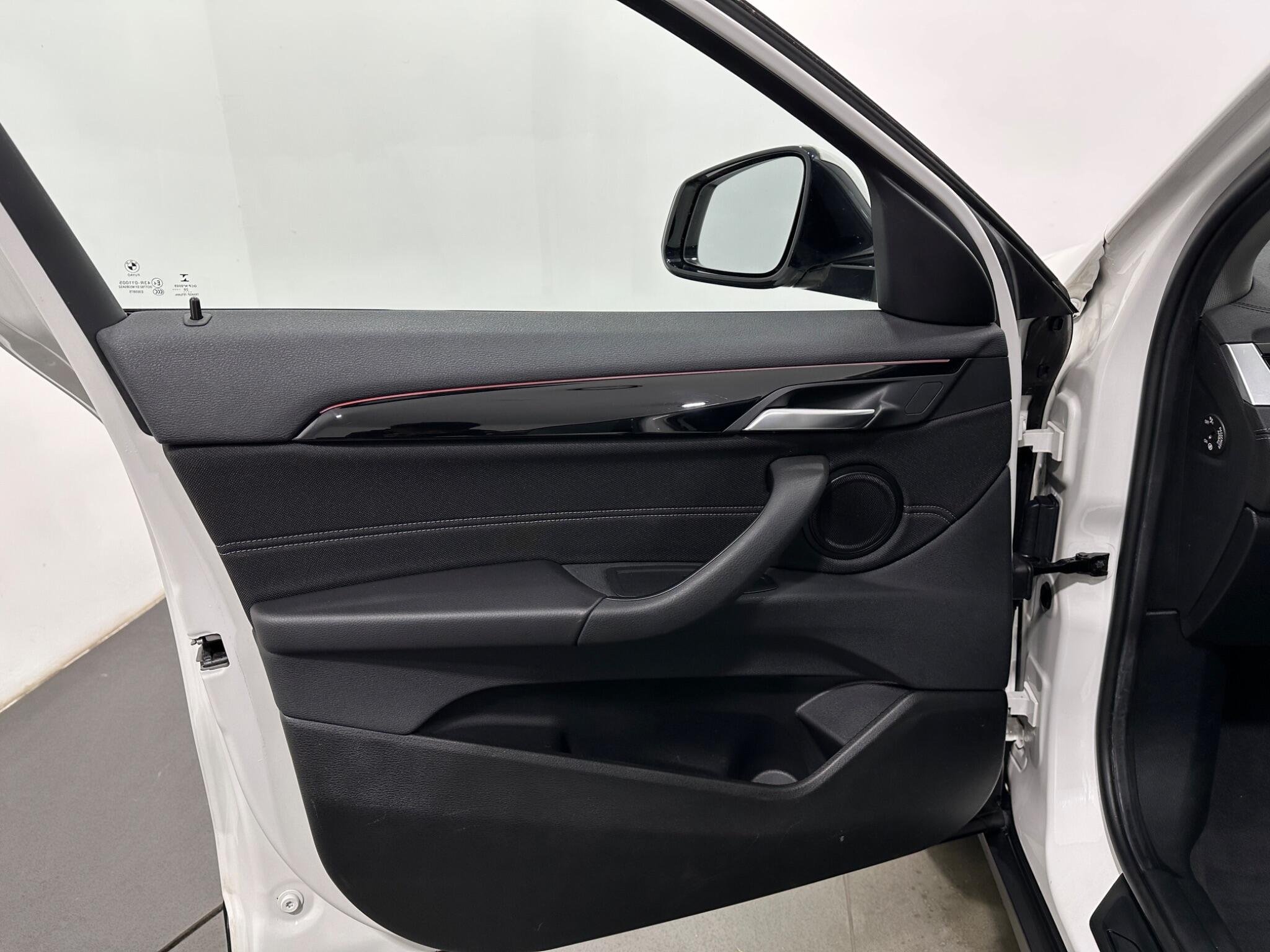 BMW X2 view 39