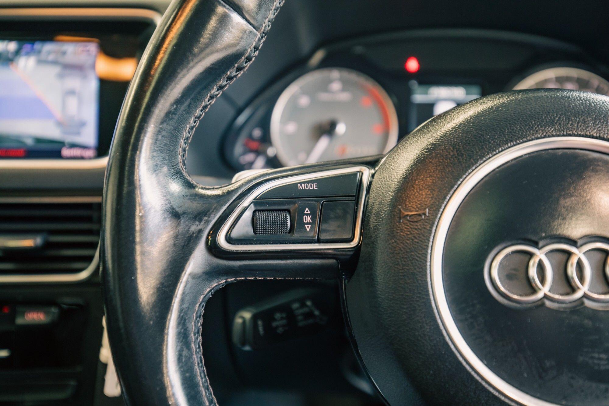 Audi SQ5 view 13