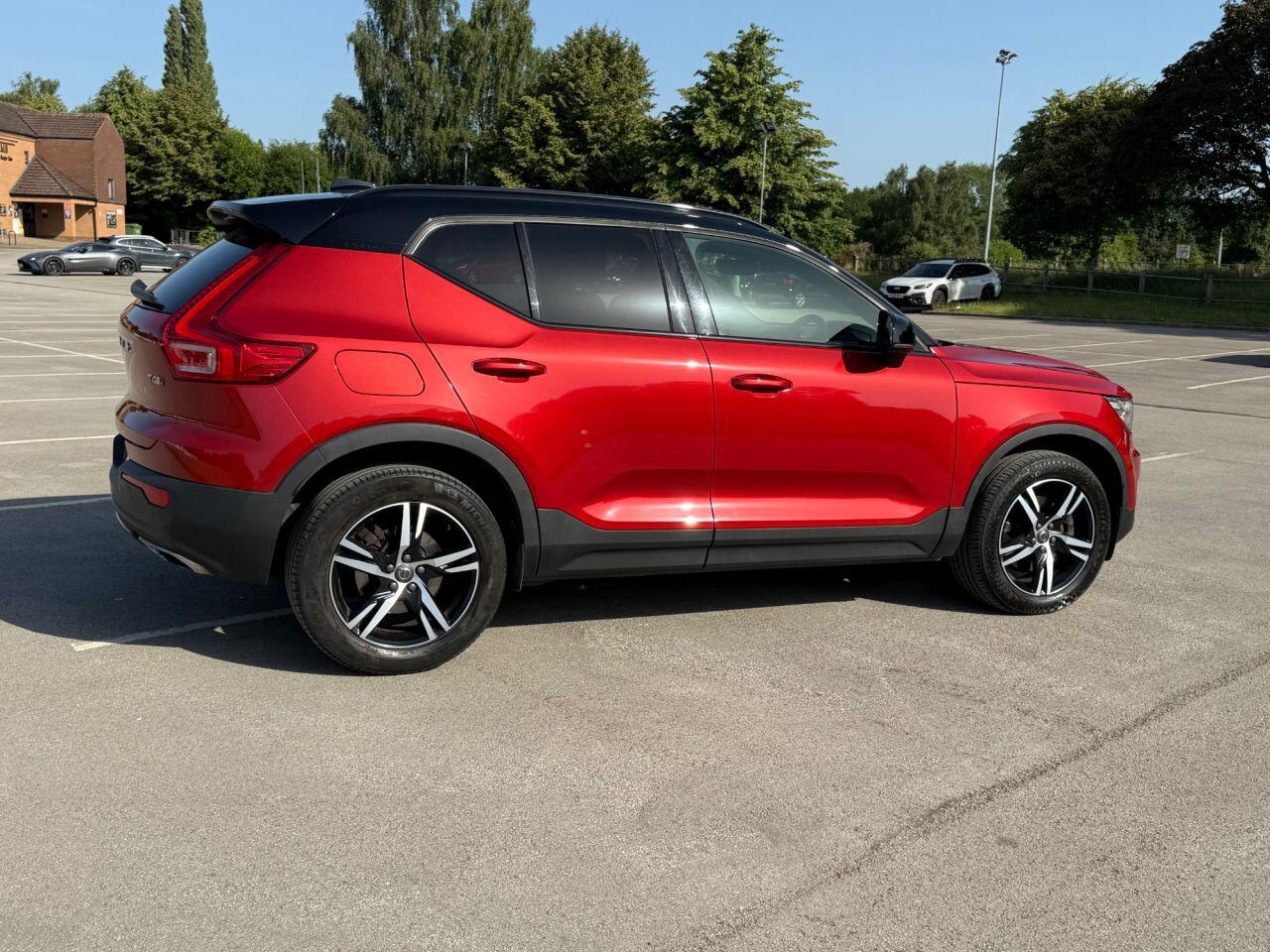 Volvo XC40 view 32