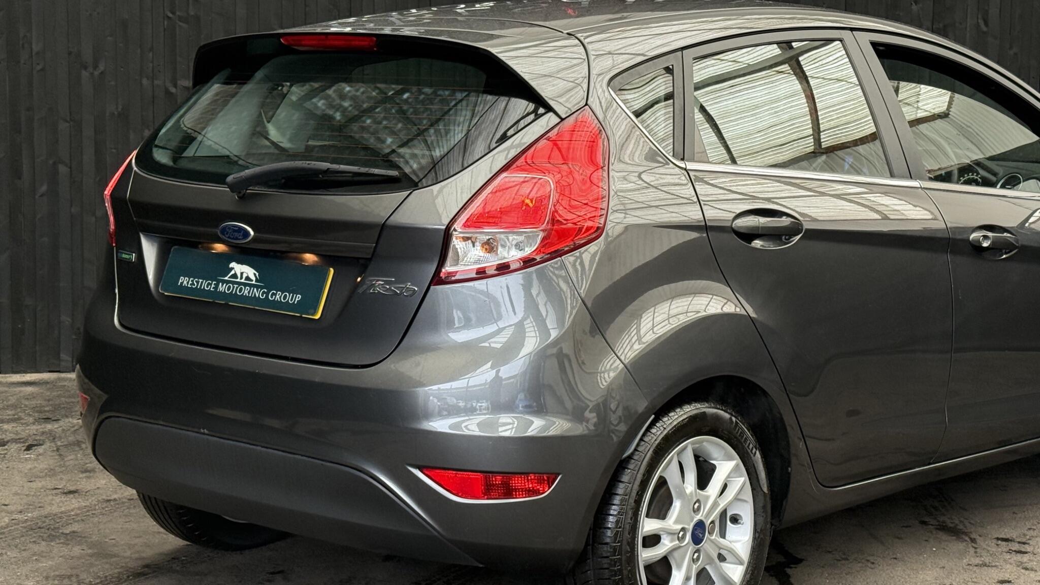Ford Fiesta view 12
