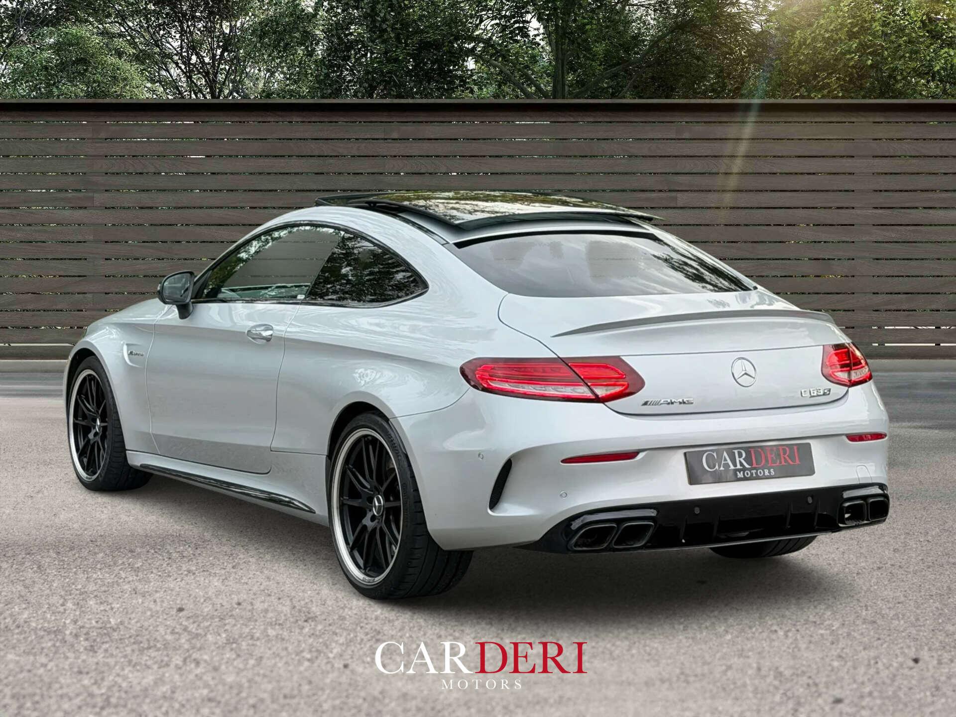 Mercedes-Benz C-Class view 3