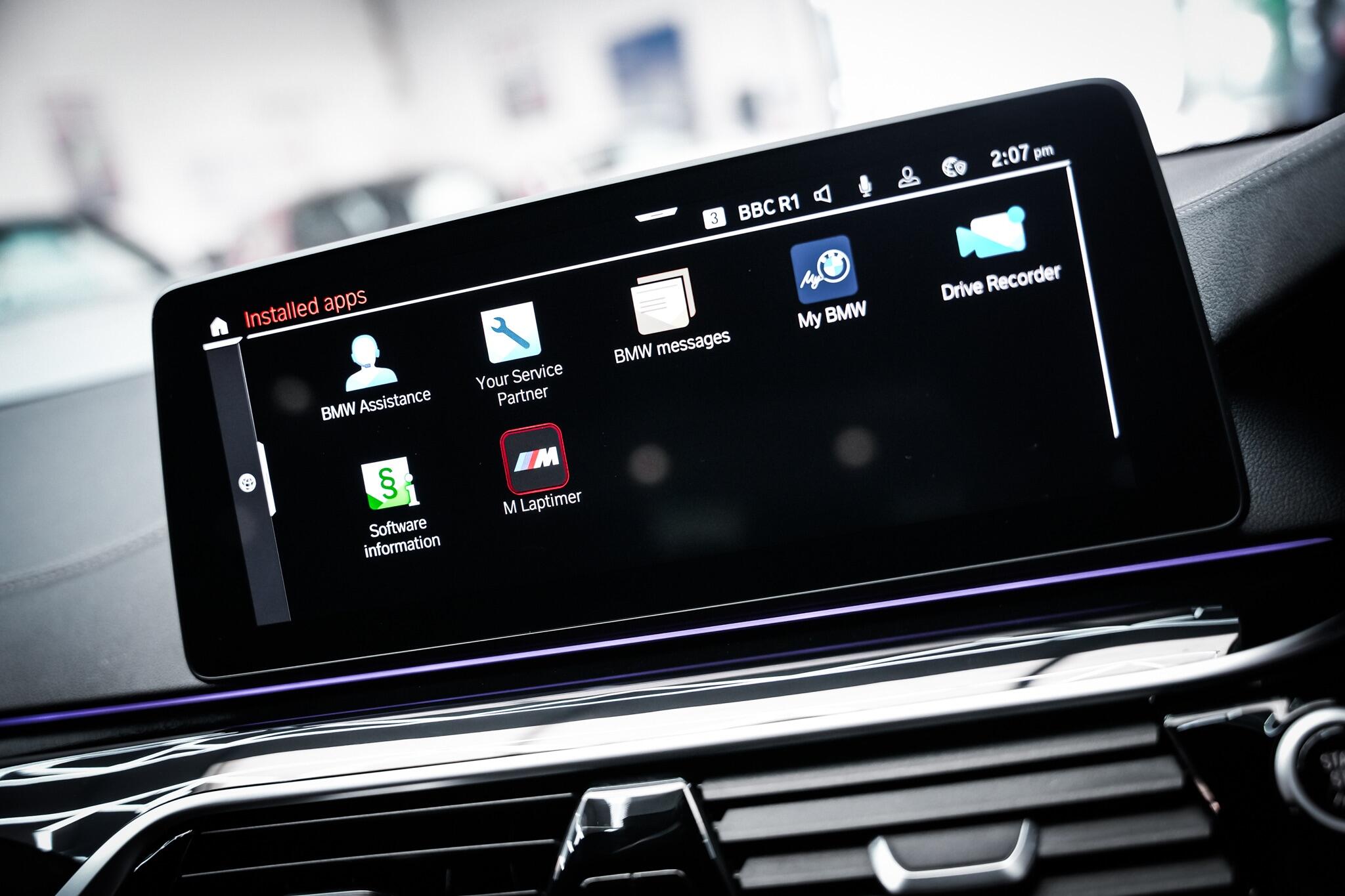 BMW 5 Series view 7