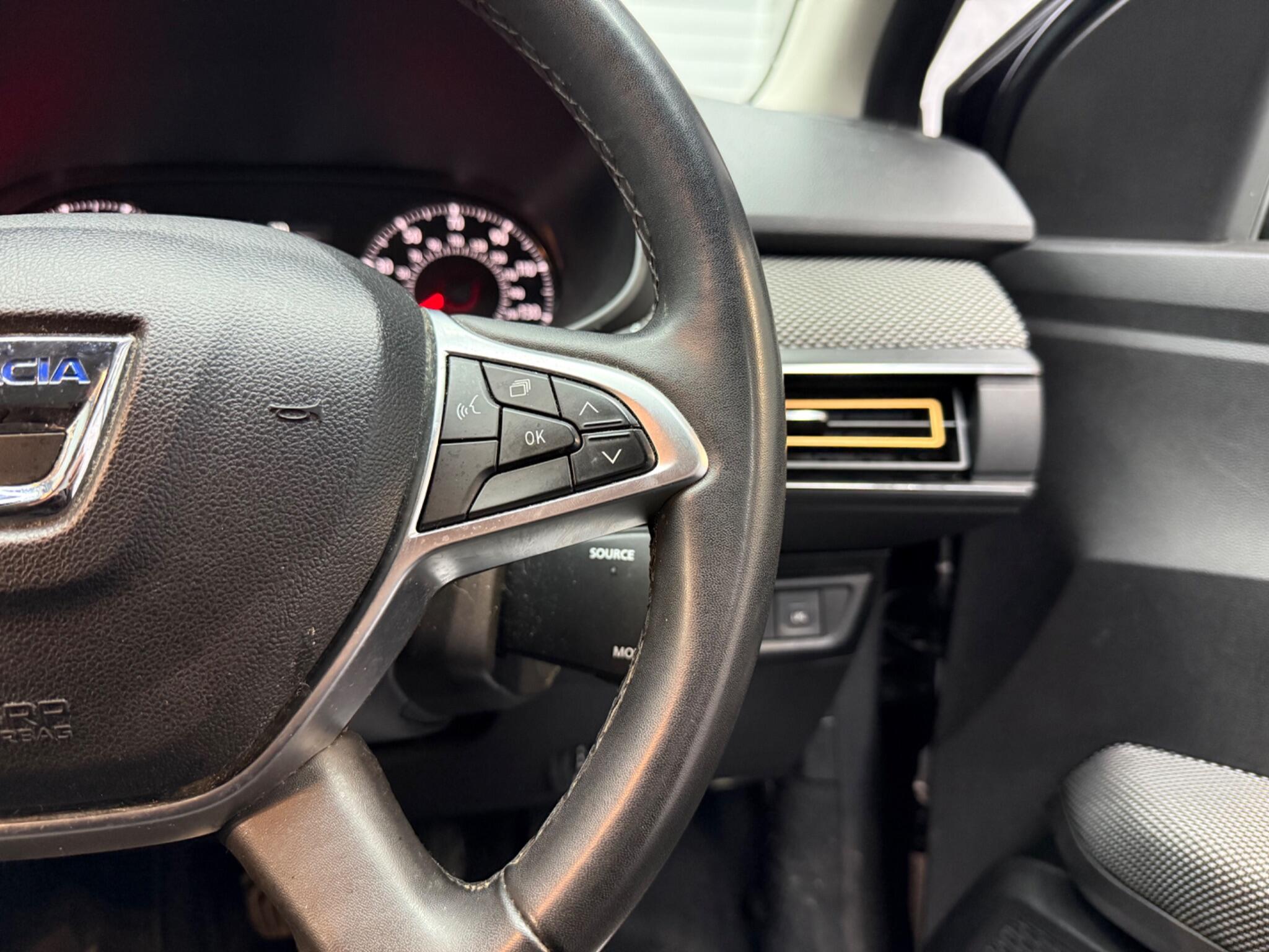 Dacia Sandero Stepway view 12