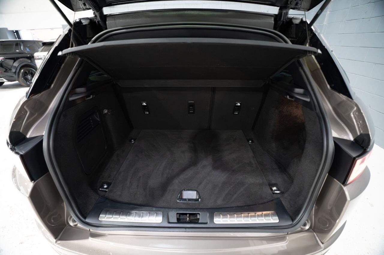 Land Rover Range Rover Evoque view 39