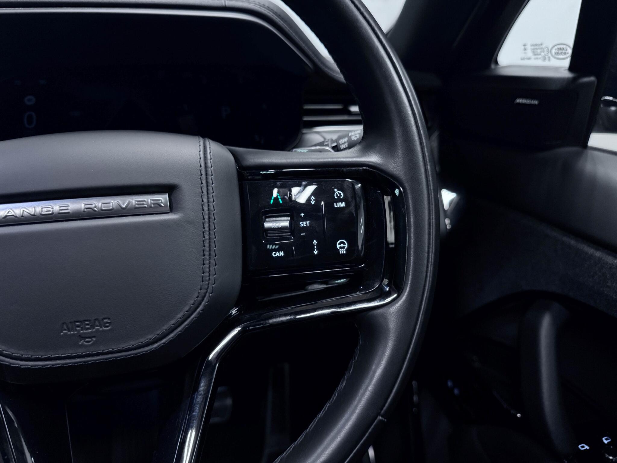 Land Rover Range Rover Sport view 18