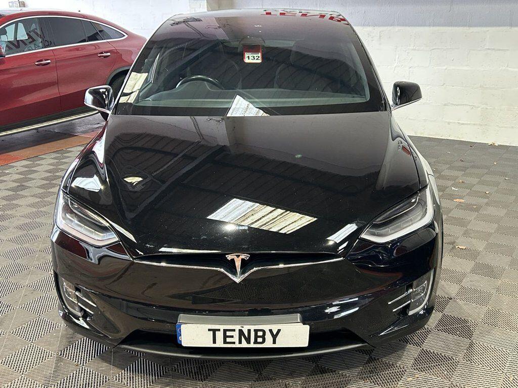 Tesla Model X view 4