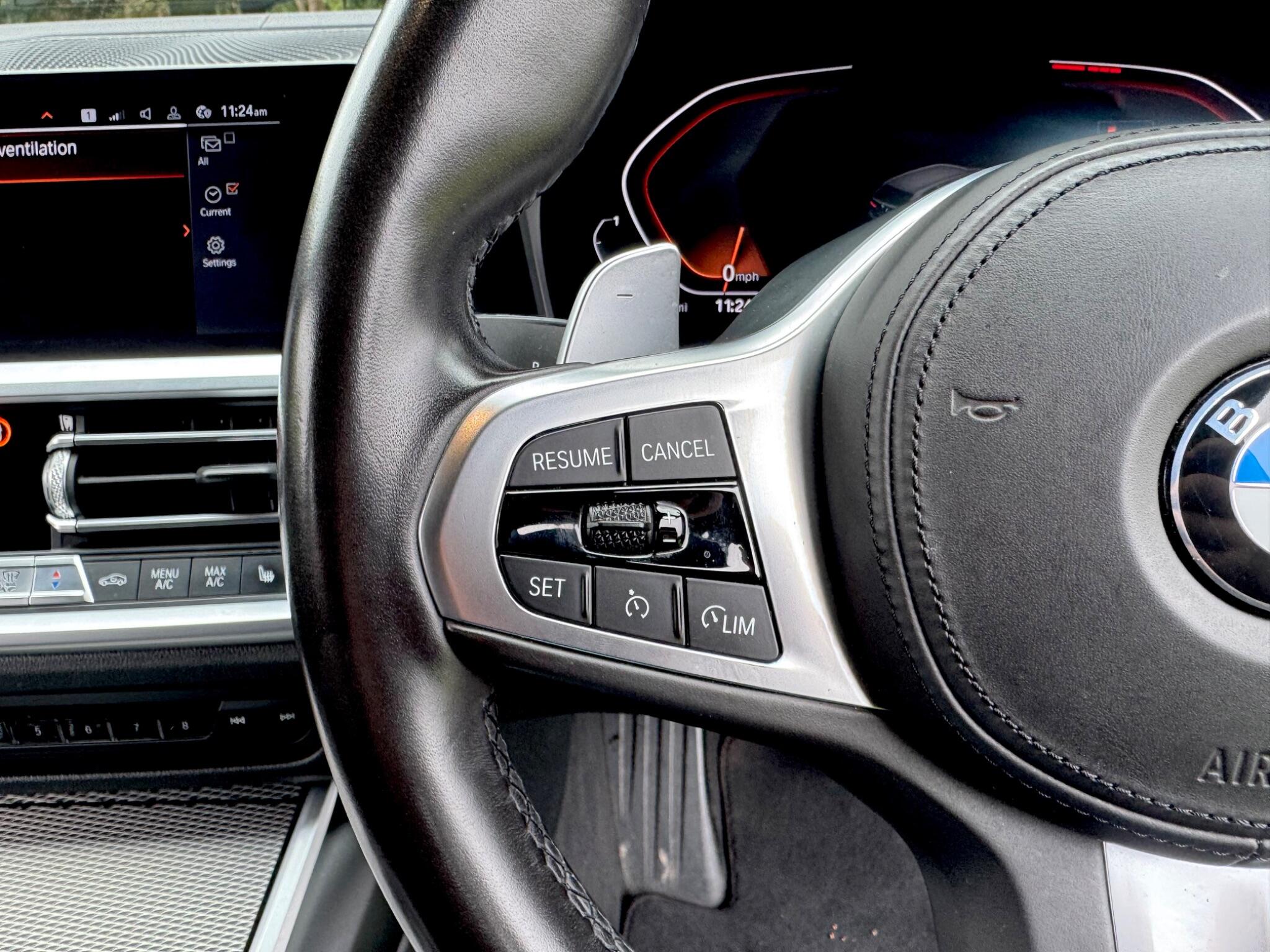 BMW 3 Series view 23
