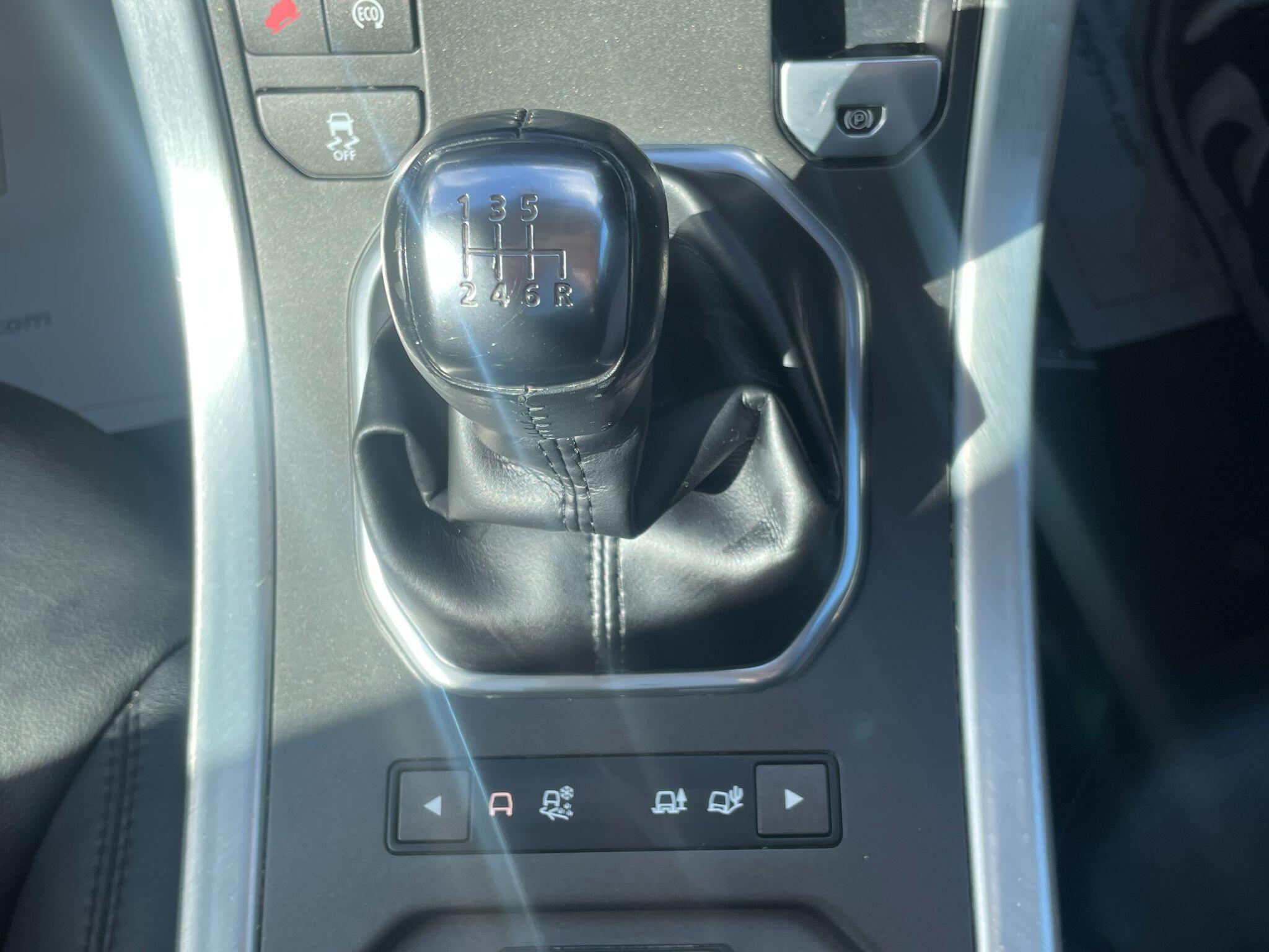 Land Rover Range Rover Evoque view 31