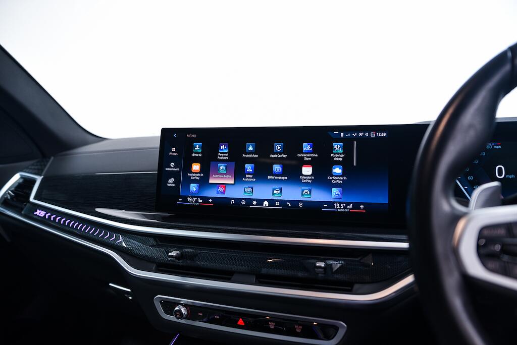 BMW X5 view 20