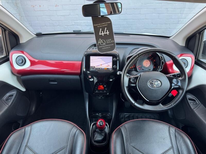 Toyota Aygo view 15
