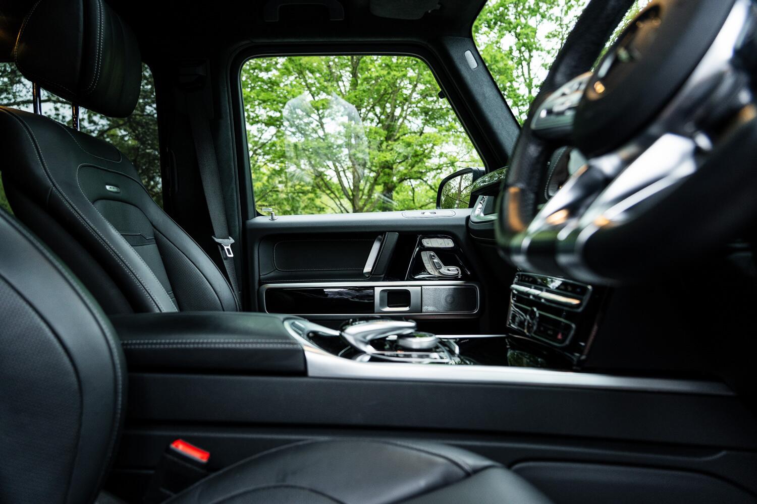 Mercedes-Benz G Class view 33