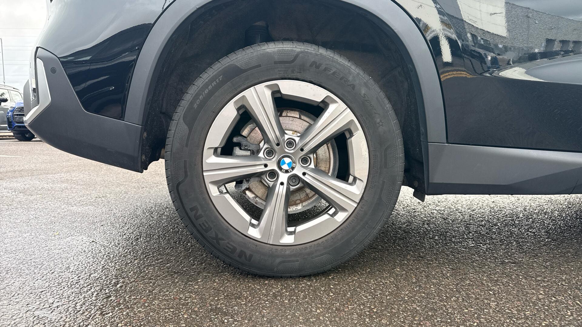 BMW X1 view 14