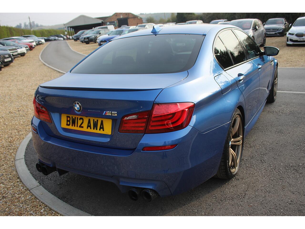 BMW M5 view 12