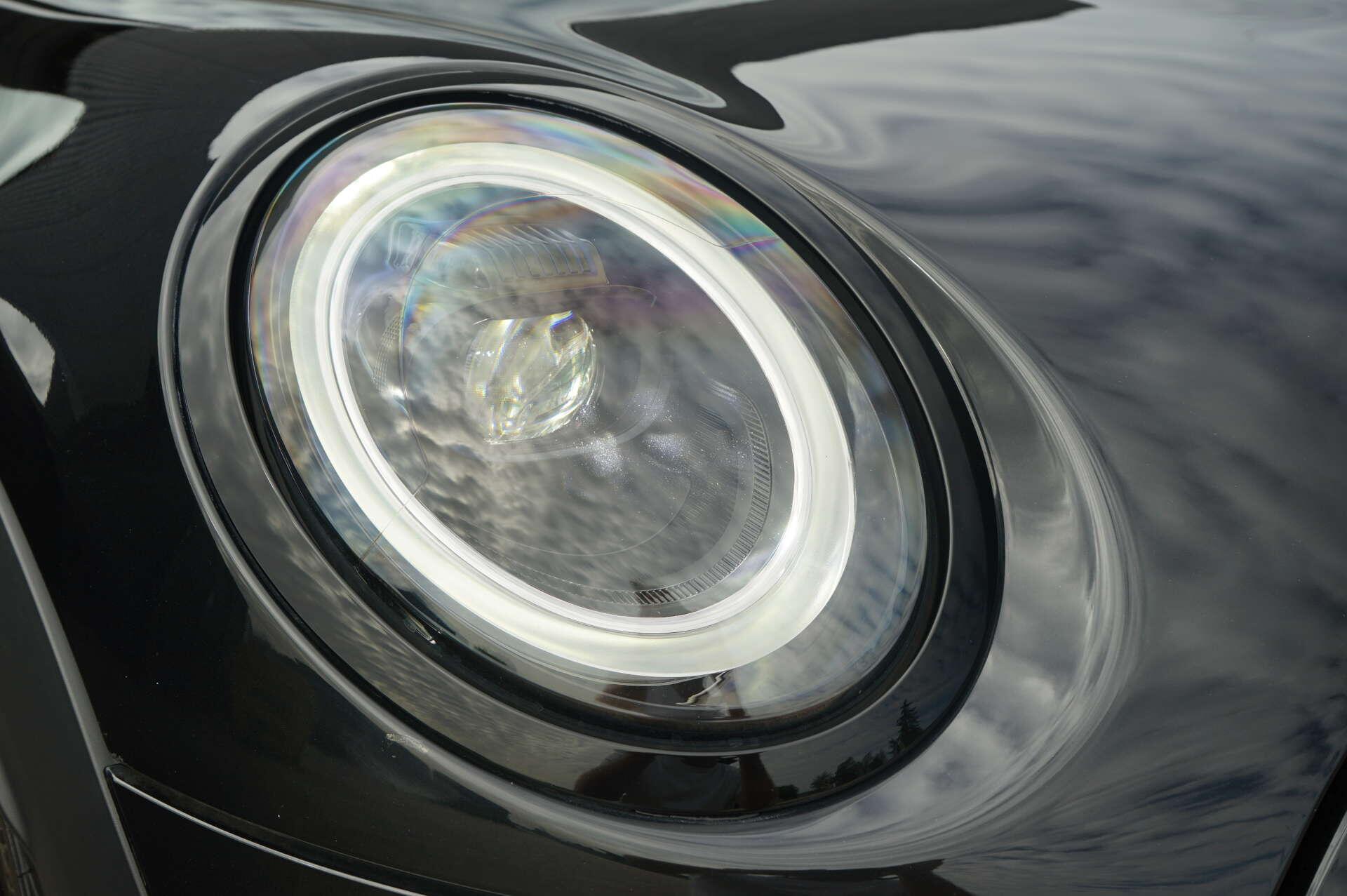 Mini Hatch view 36