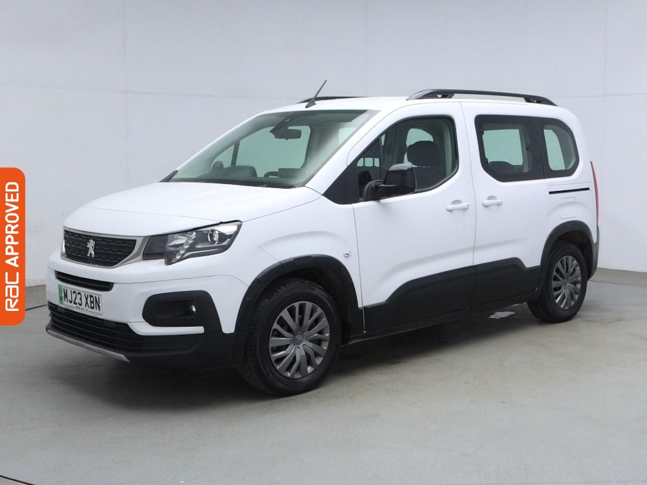 Peugeot E-Rifter view 29
