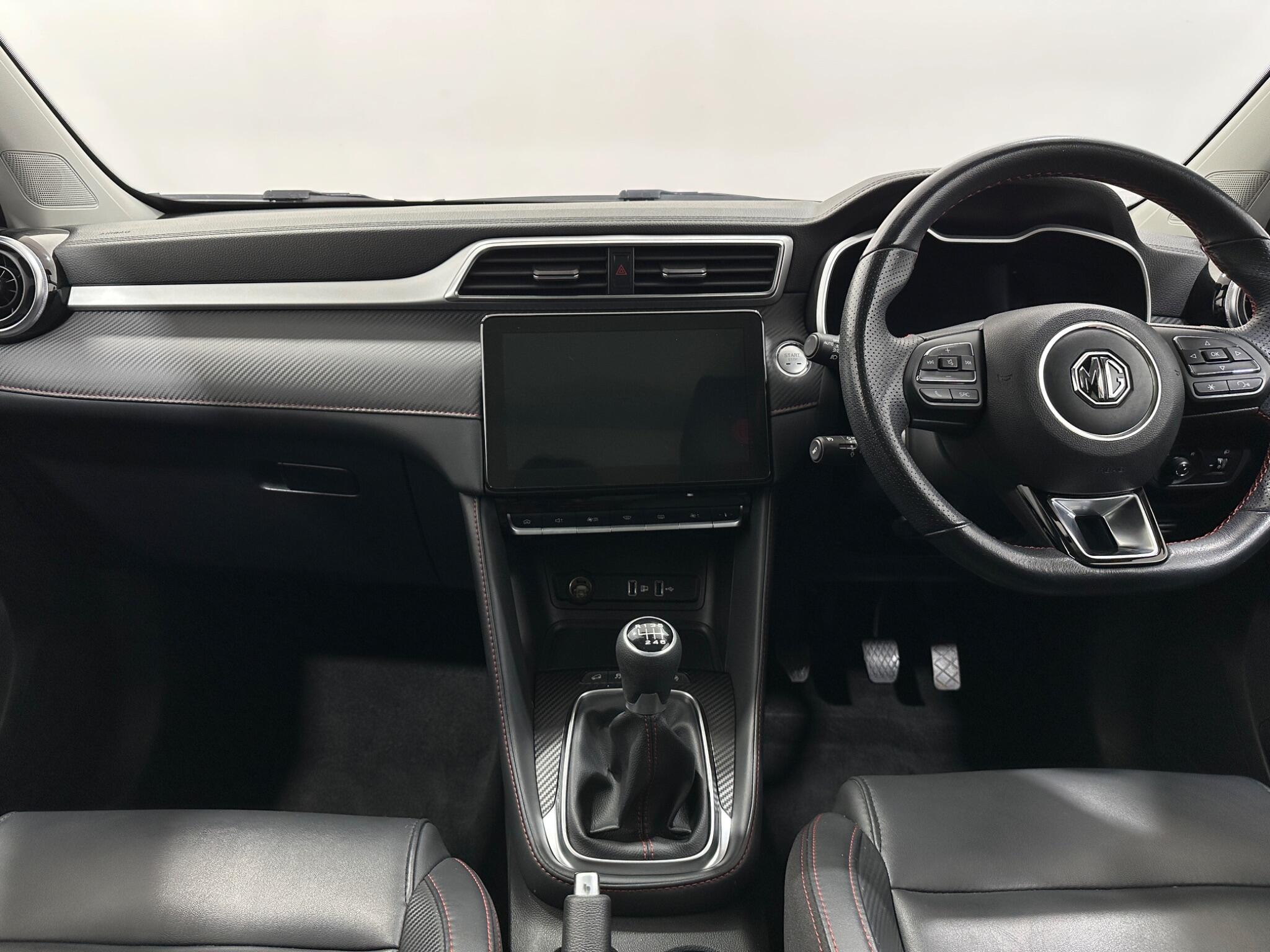 MG ZS view 19